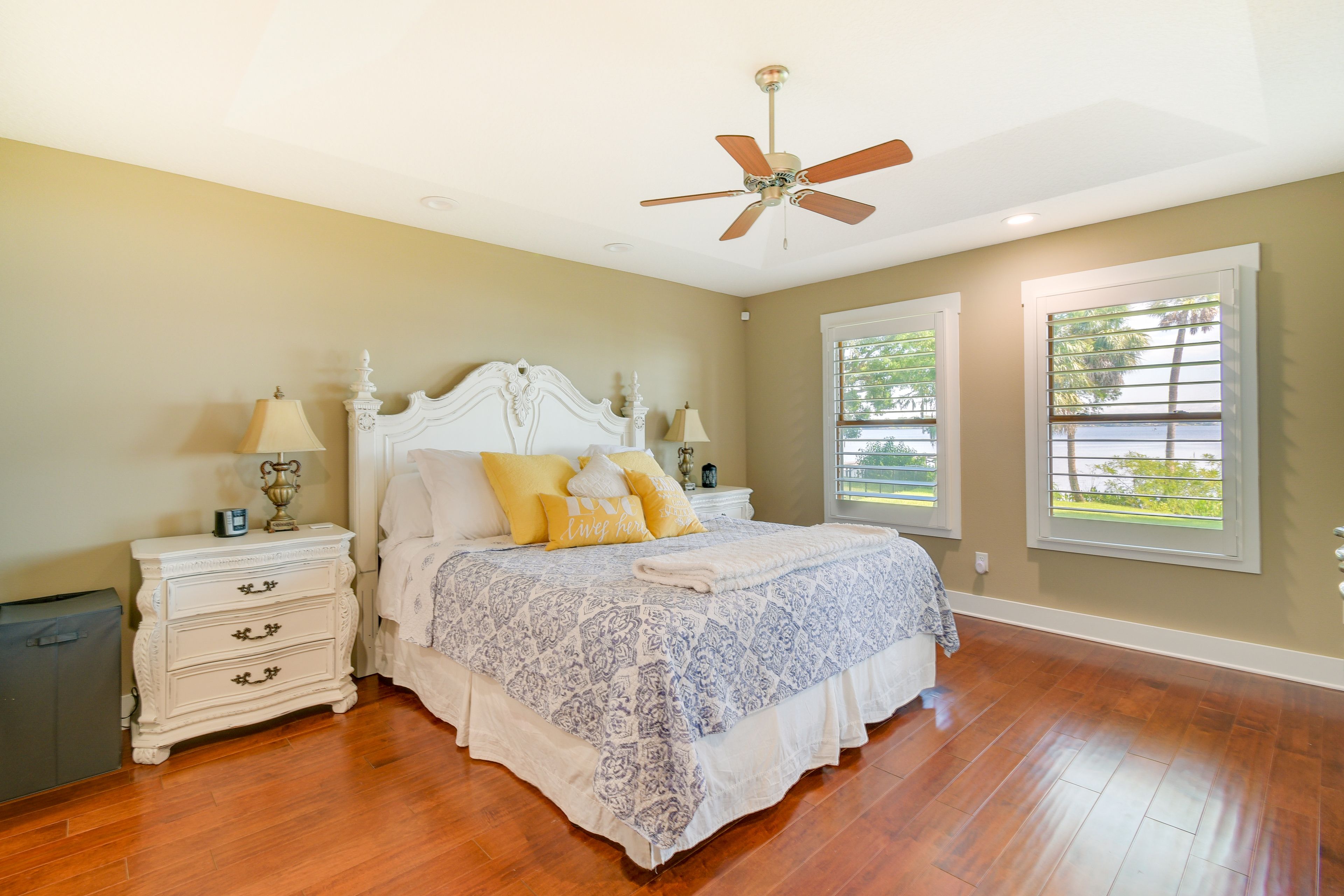Bedroom Suite 2 | King Bed | Screened Porch Access