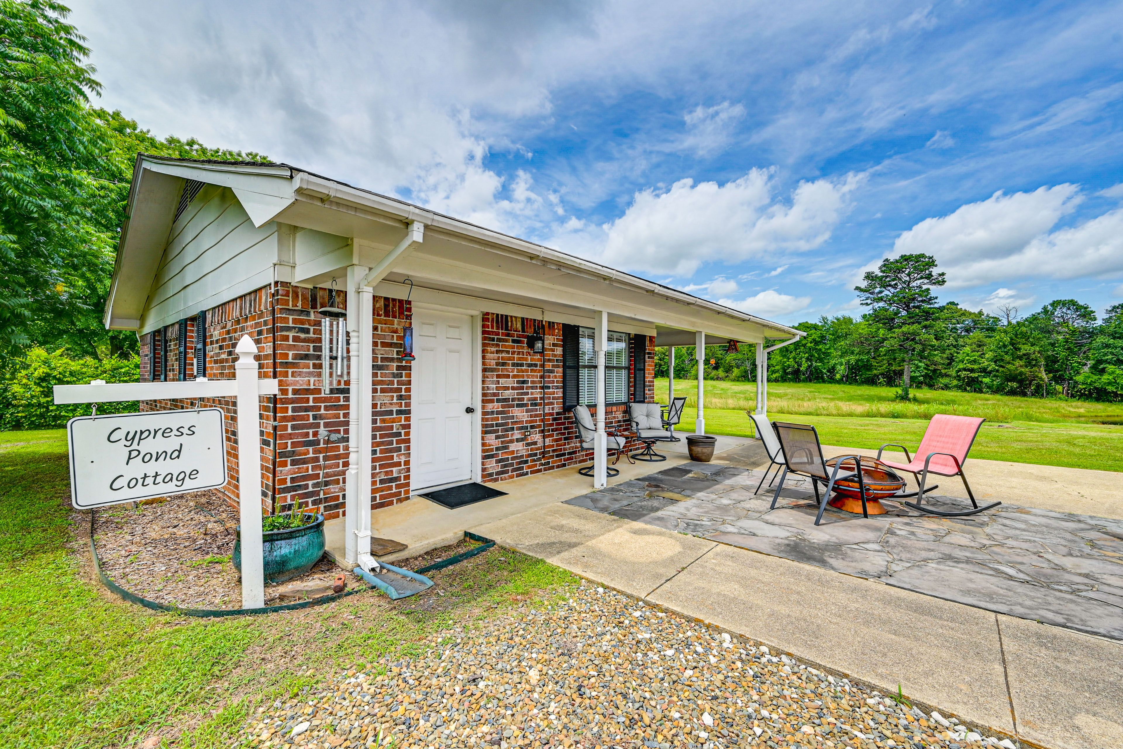 Broken Bow Vacation Rental | 1BR | 1BA | Step-Free Access | 600 Sq Ft