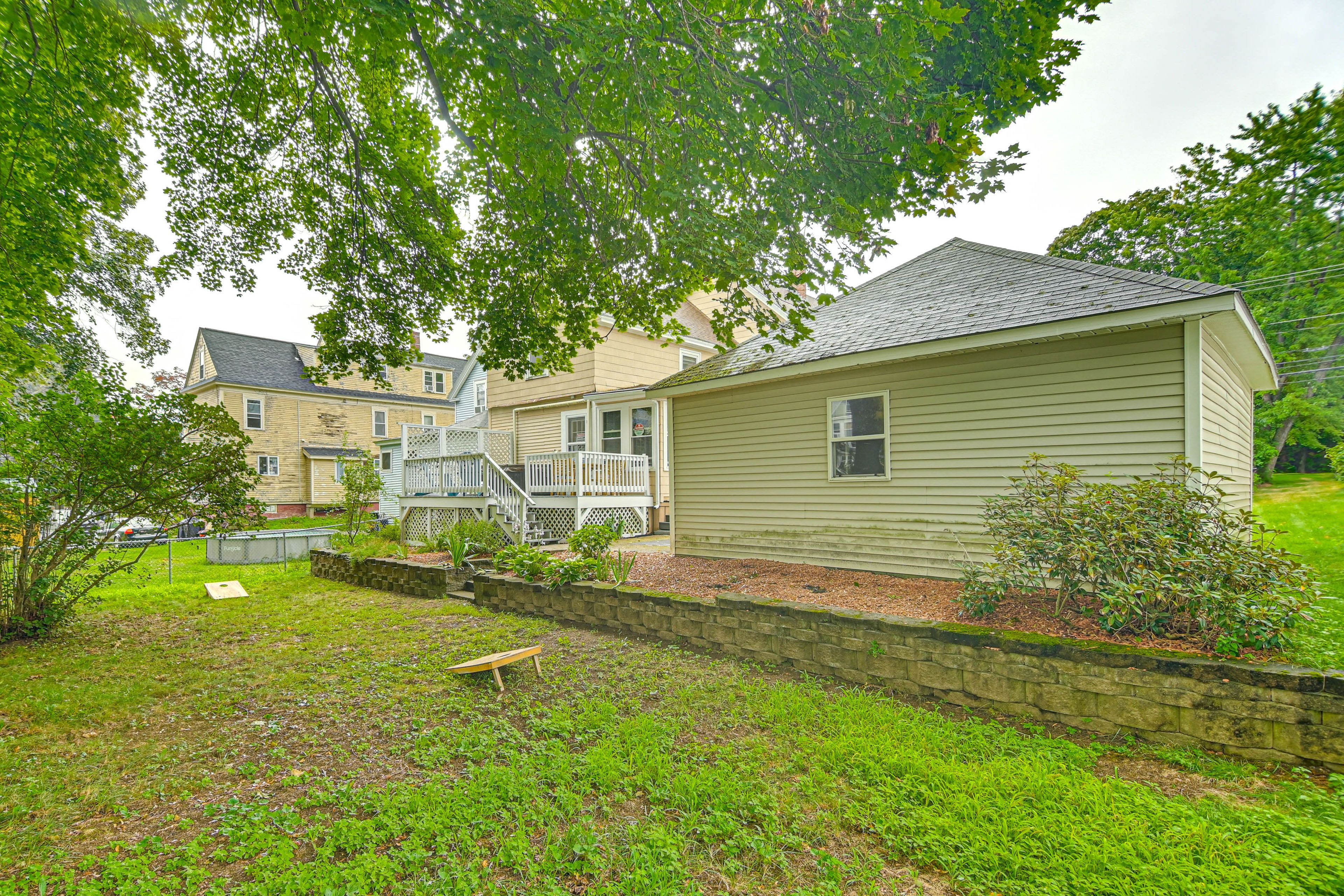 Fenced-In Yard | Cornhole