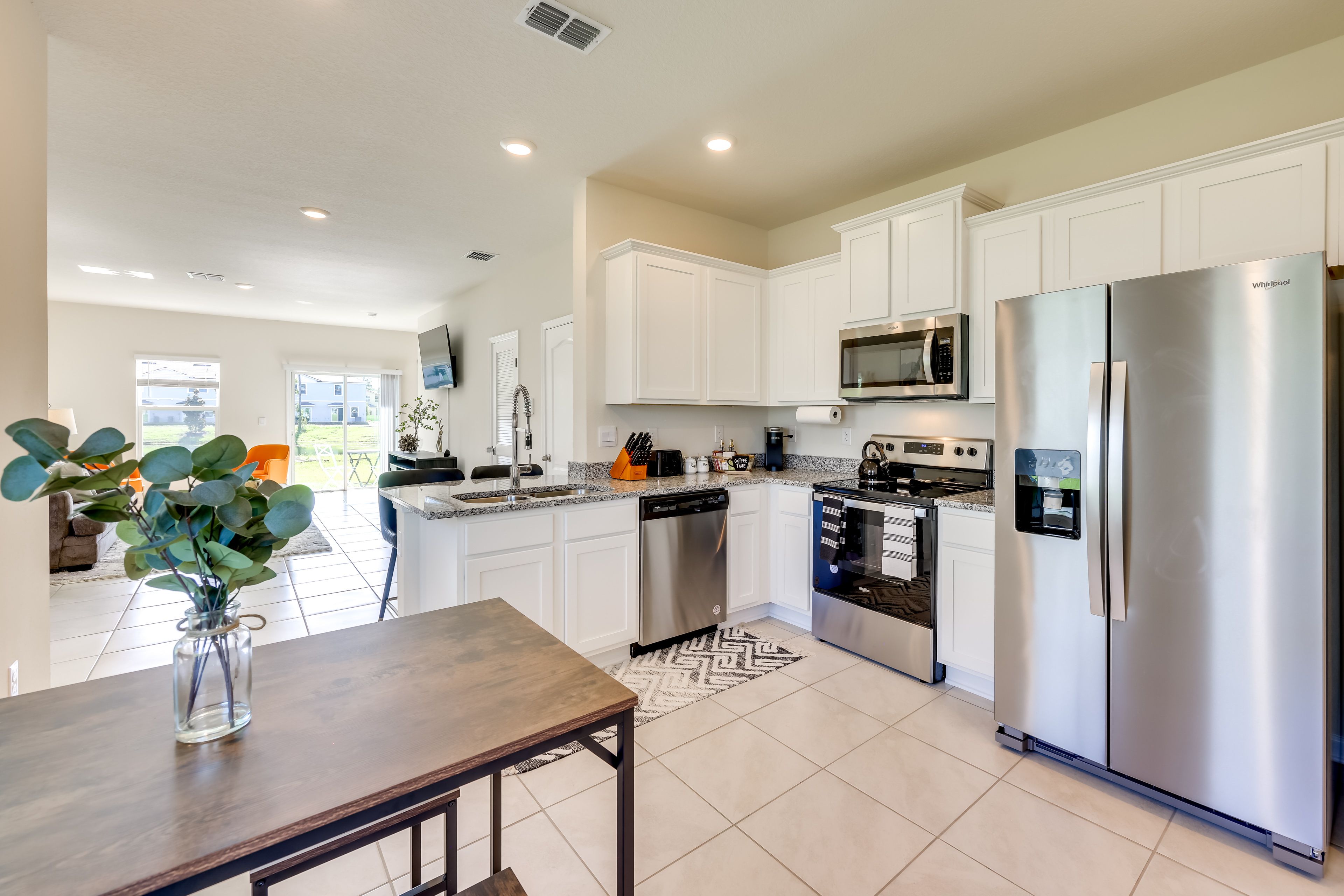 Kitchen & Dining Area | Keyless Entry