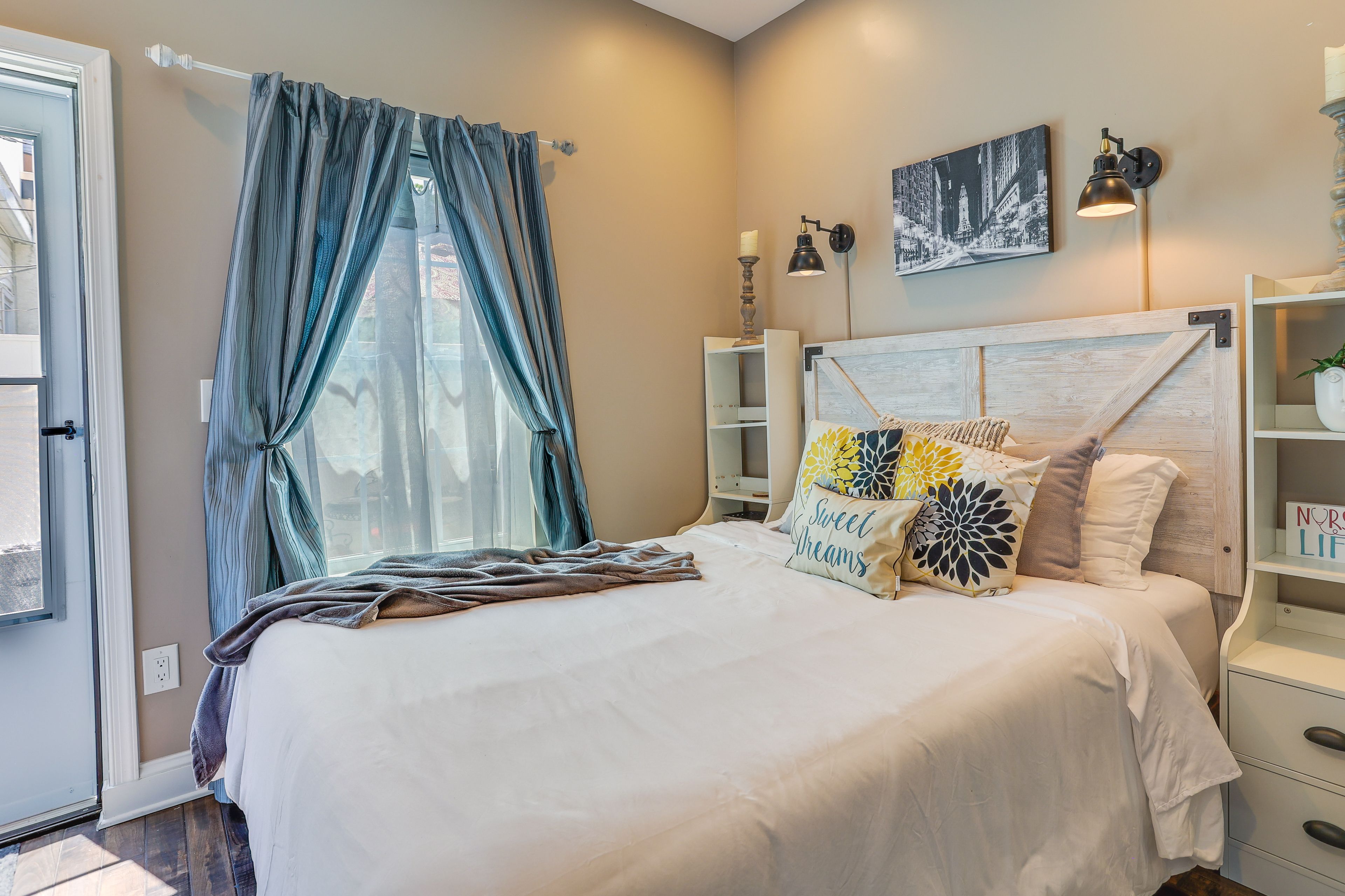 Bedroom 2 | Full Bed | Towels Provided