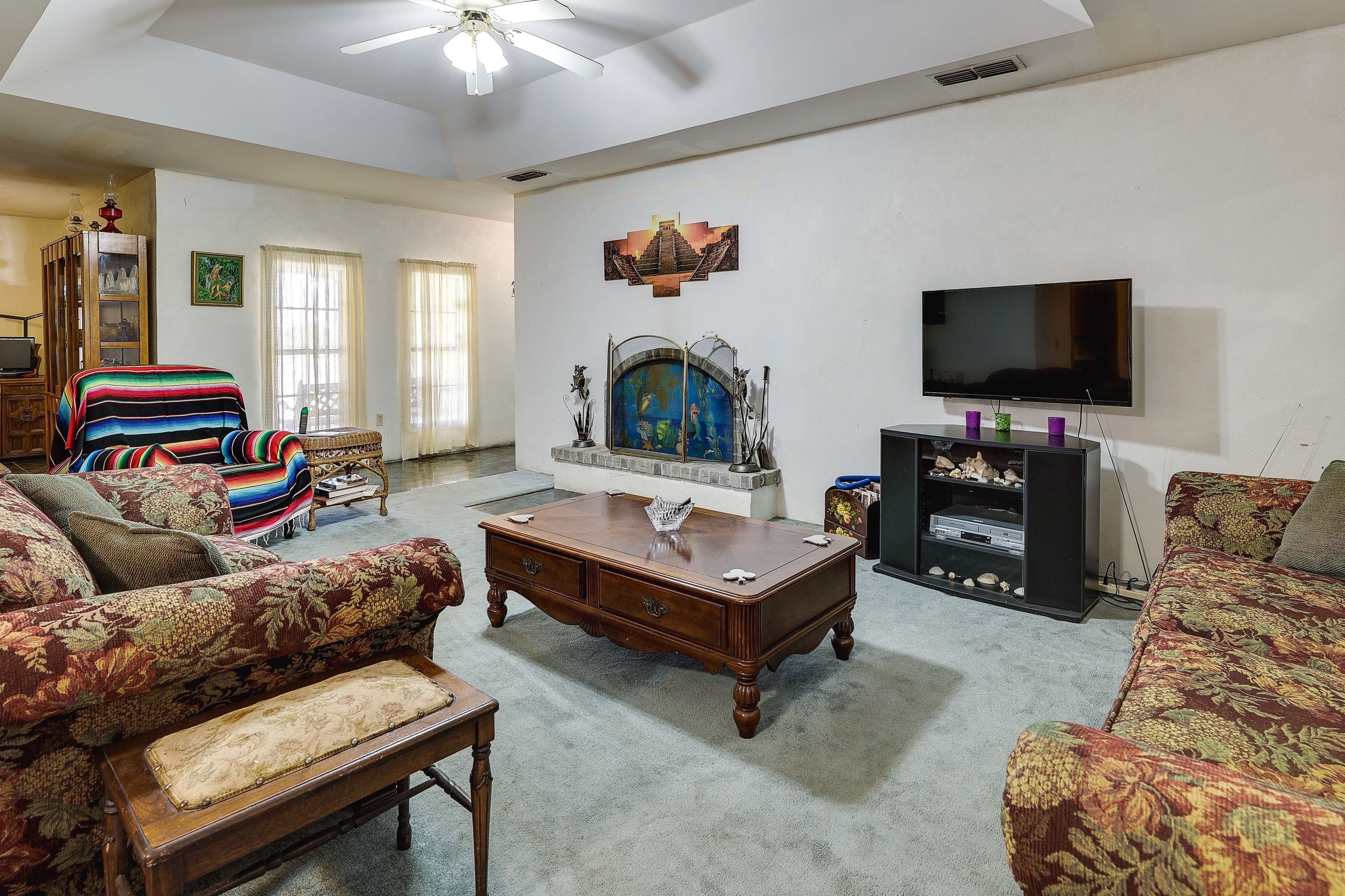 Harlingen Vacation Rental | 3BR | 2.5BA | Step-Free Access | 2,100 Sq Ft