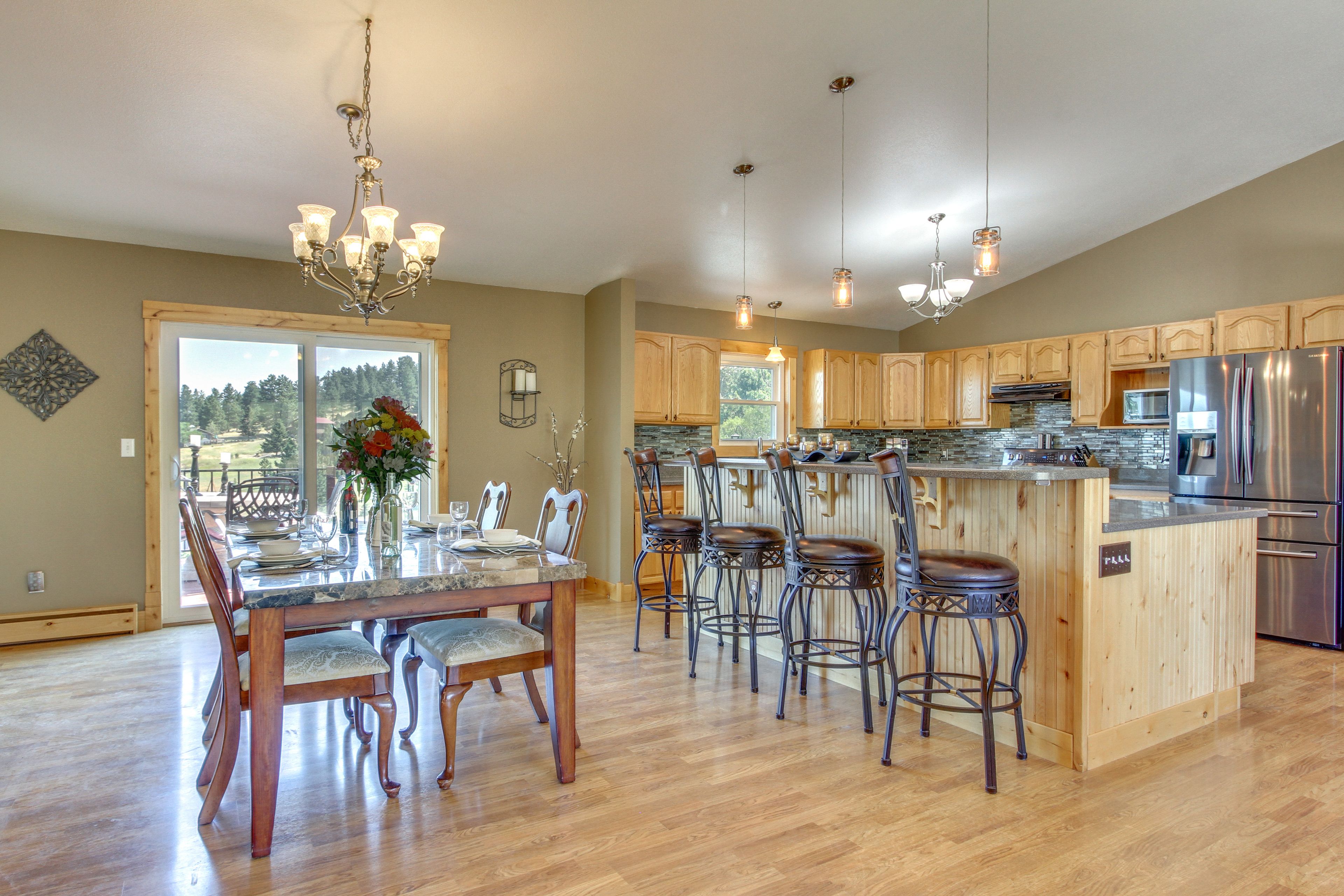 Dining Room | Dishware/Flatware | Wine Glasses | Knife Set