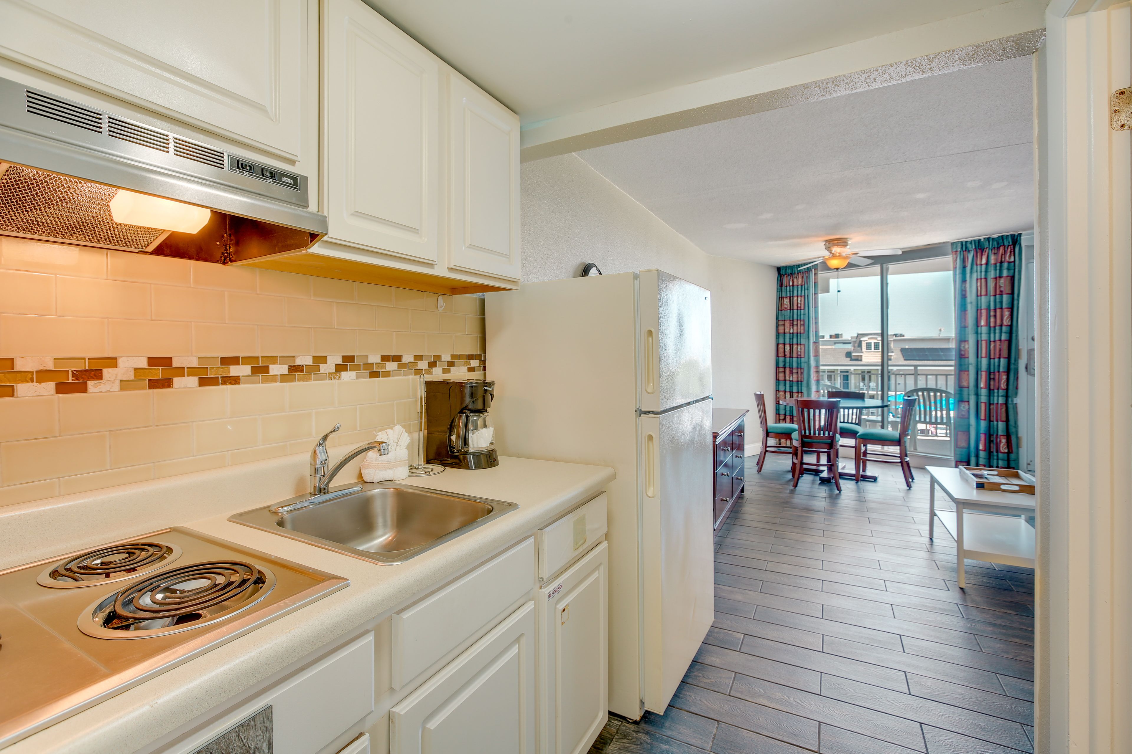 Kitchen | Cooking Basics | Stovetop | Coffee Maker