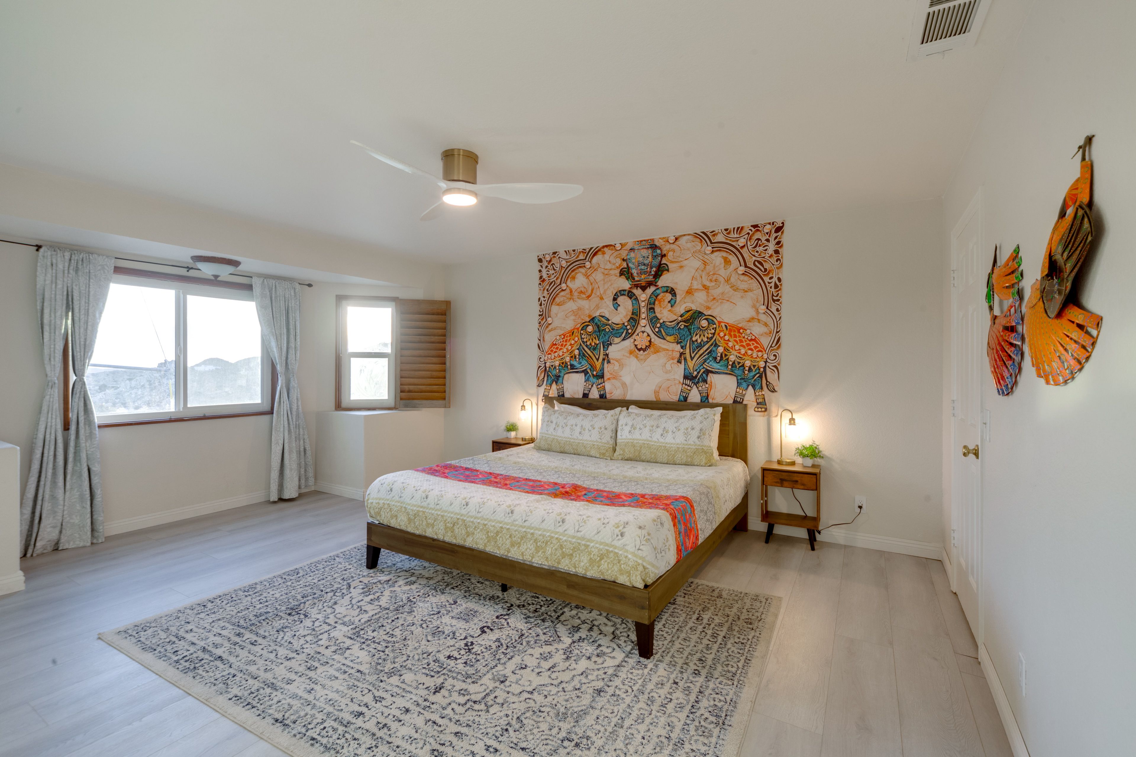 Bedroom 2 | King Bed | Top Floor