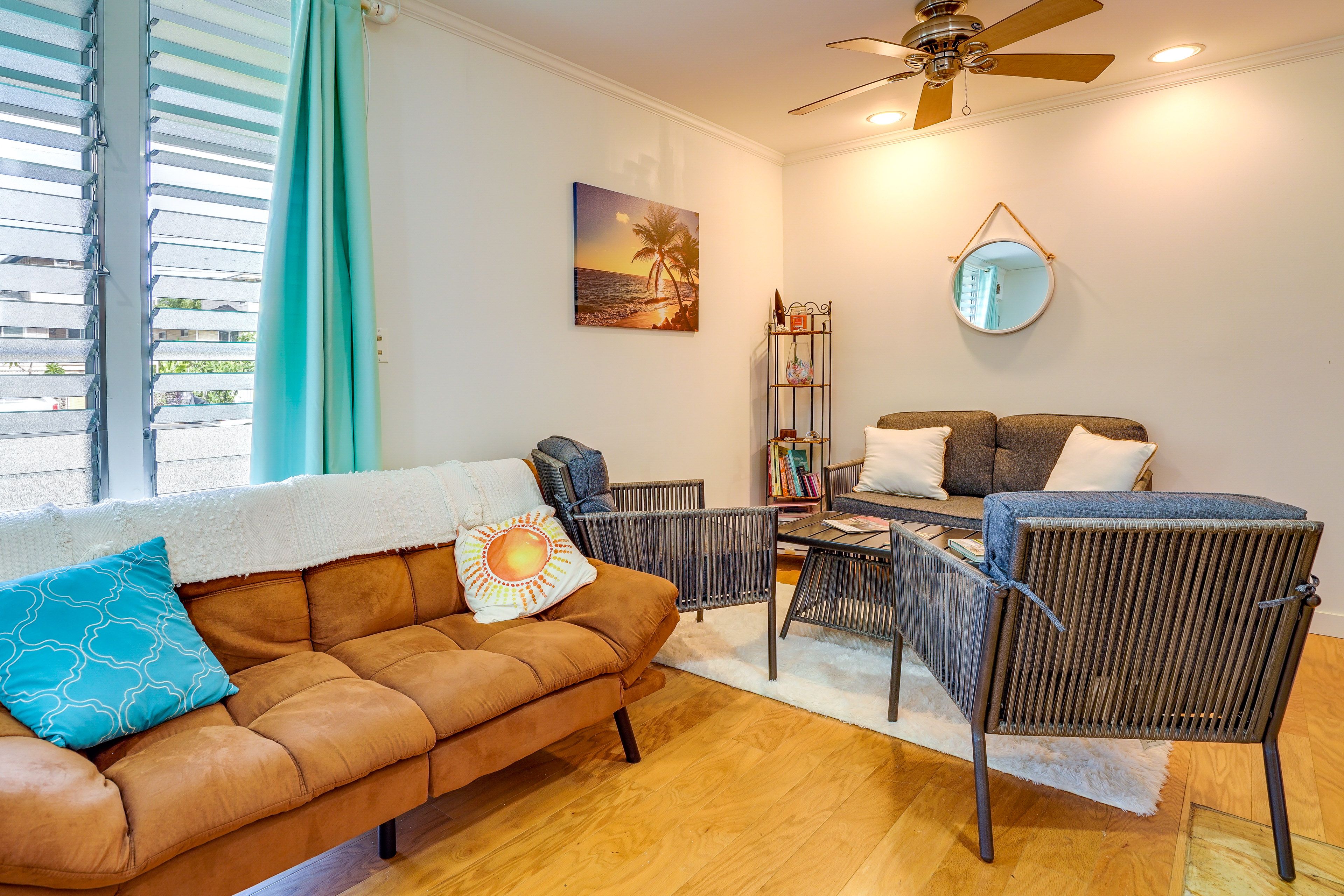 Living Room | Full Futon | Books