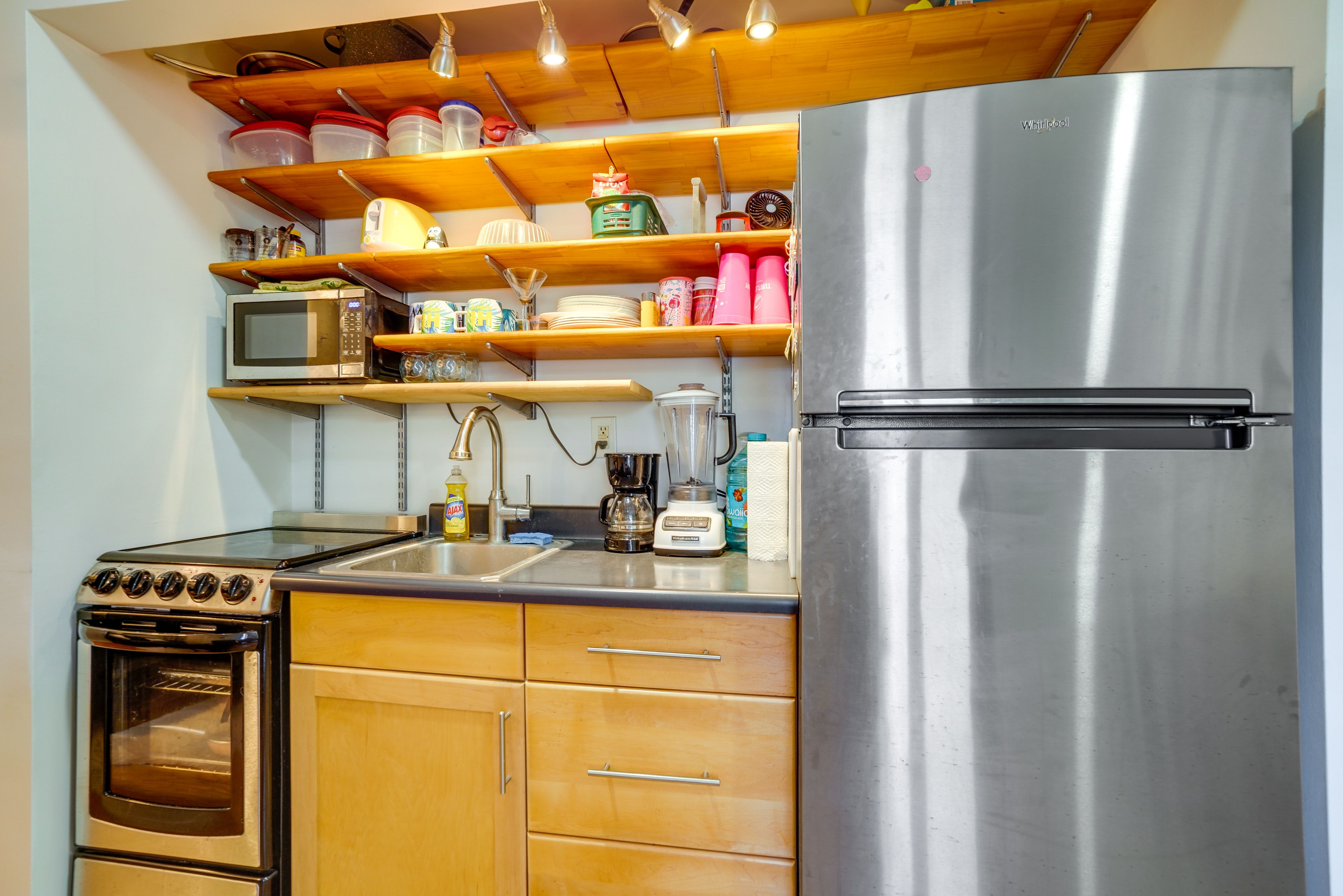Kitchen | Free WiFi | Flat-Screen TV | Coin Laundry