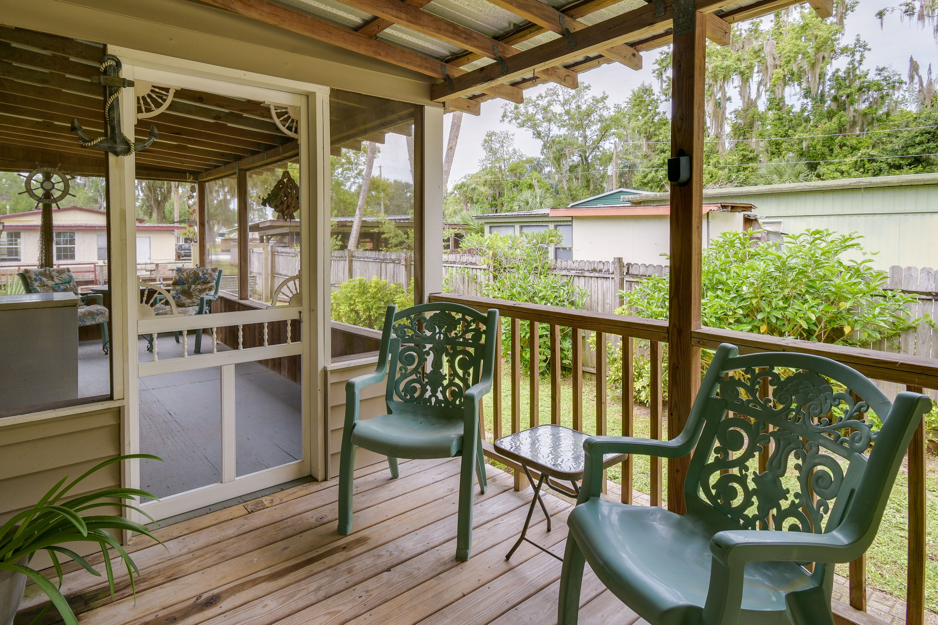 Front Porch | Outdoor Seating