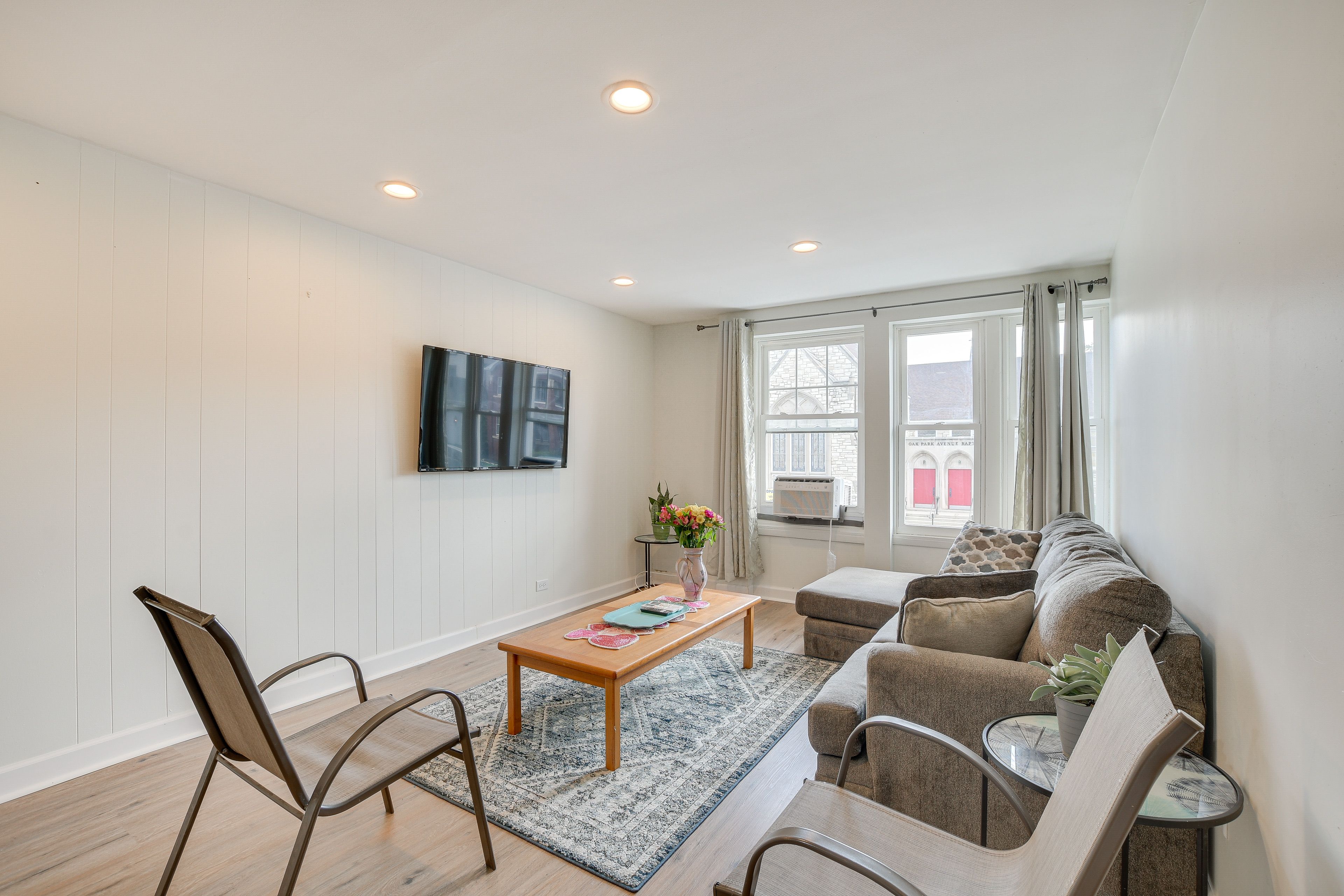 Berwyn Vacation Rental | 2BR | 1BA | 800 Sq Ft | Stairs Required