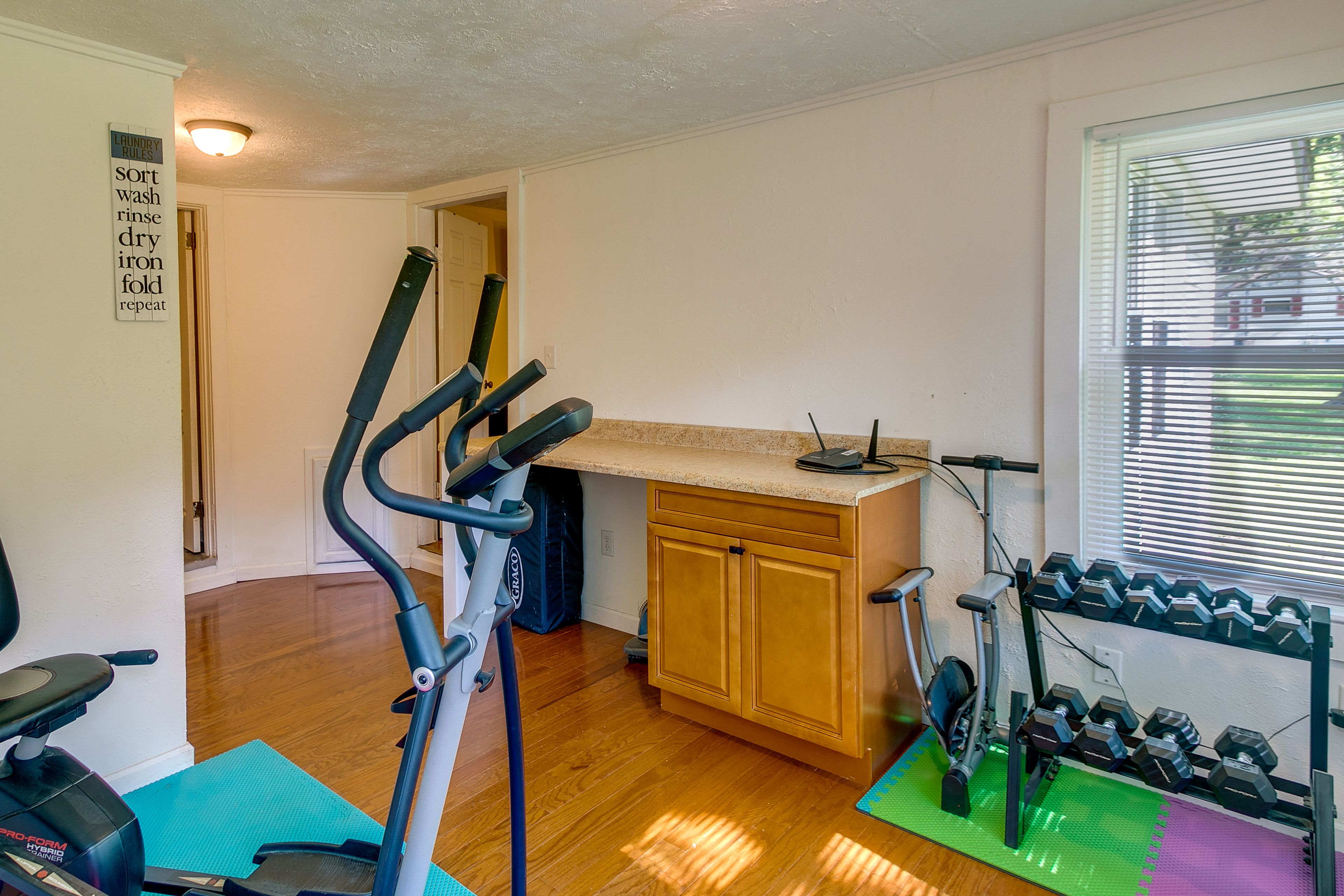 Home Gym | Elliptical | Weights