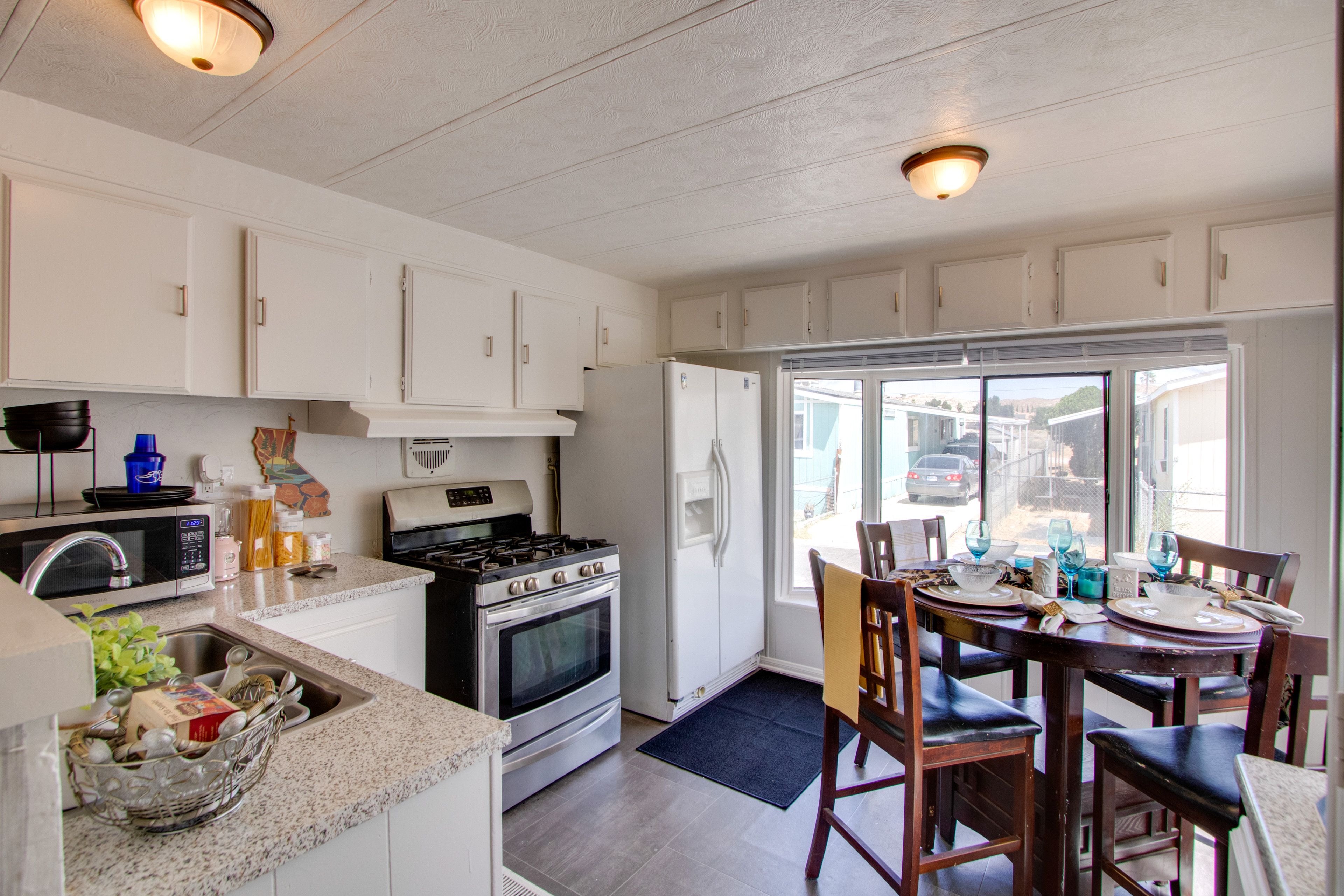 Kitchen | Cooking Basics | Coffee Maker | Stove/Oven