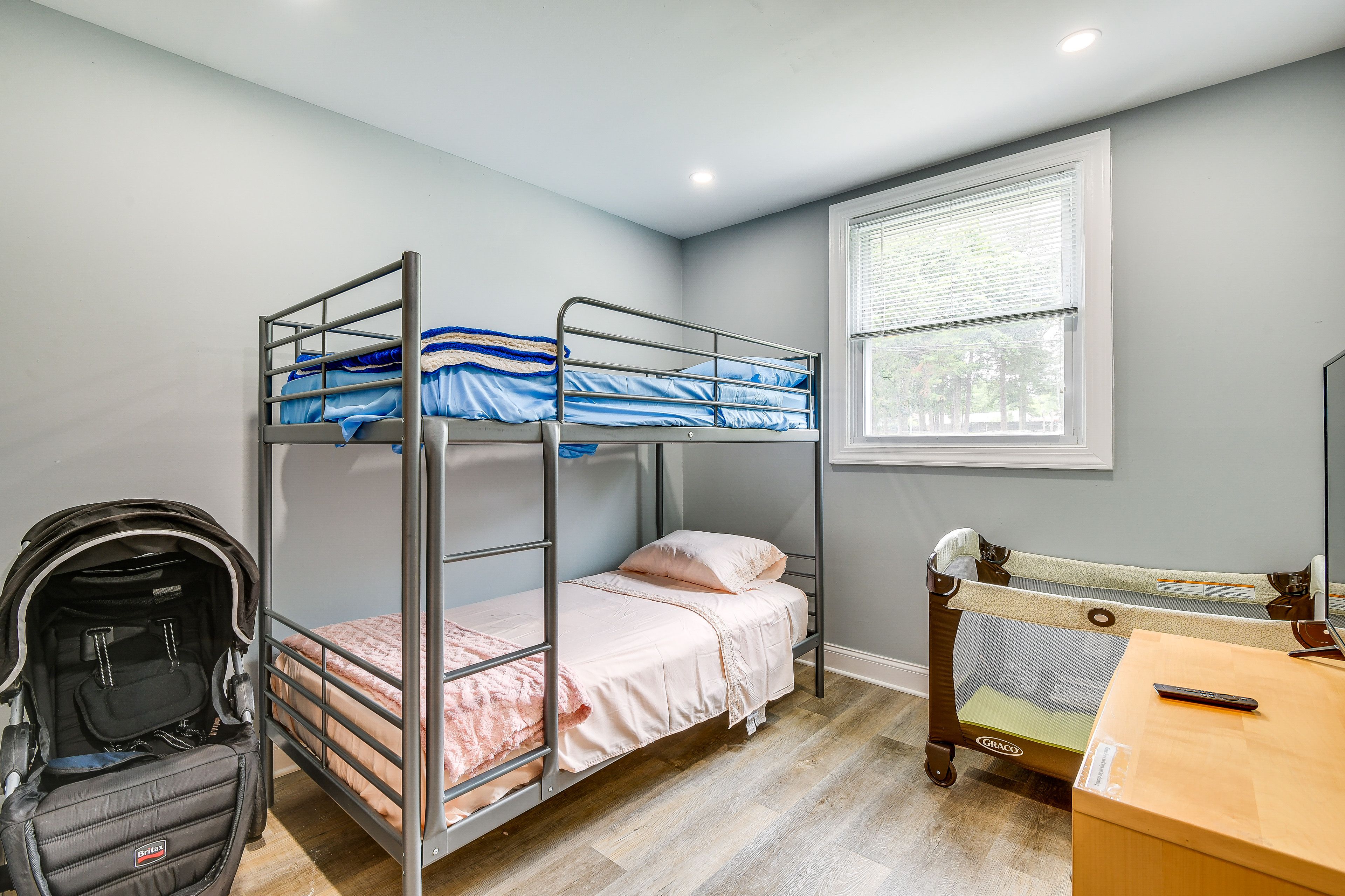 Bedroom 4 | Twin Bunk Bed | Pack 'n Play