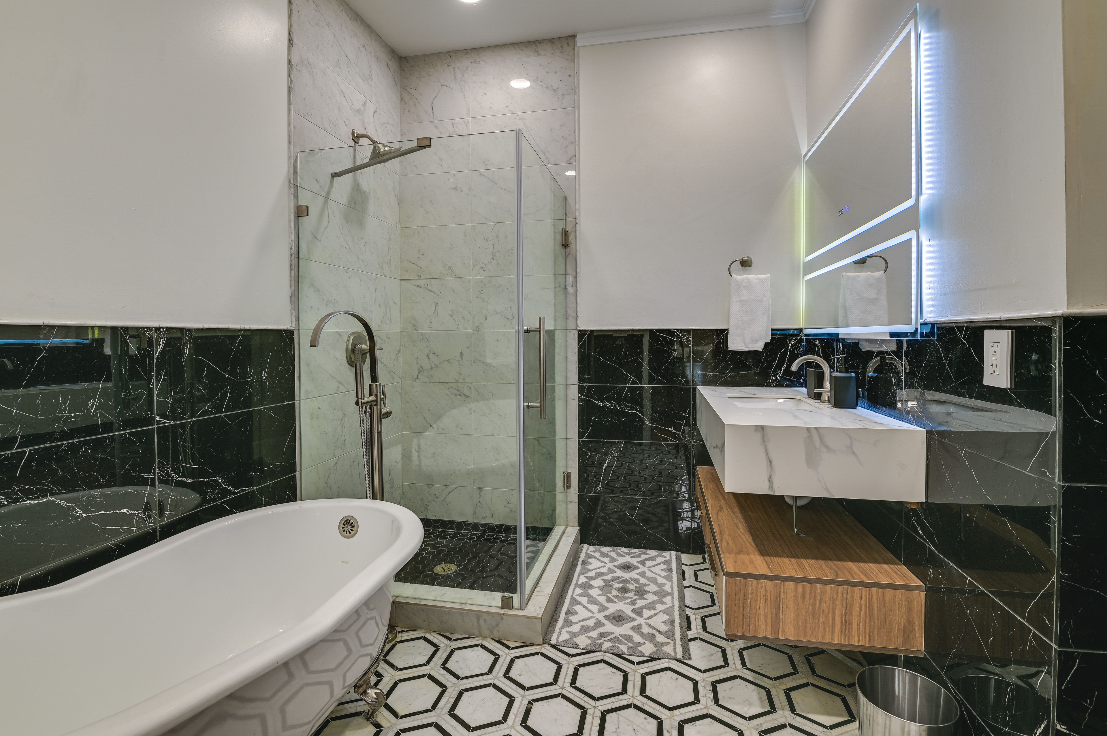 En-Suite Bathroom