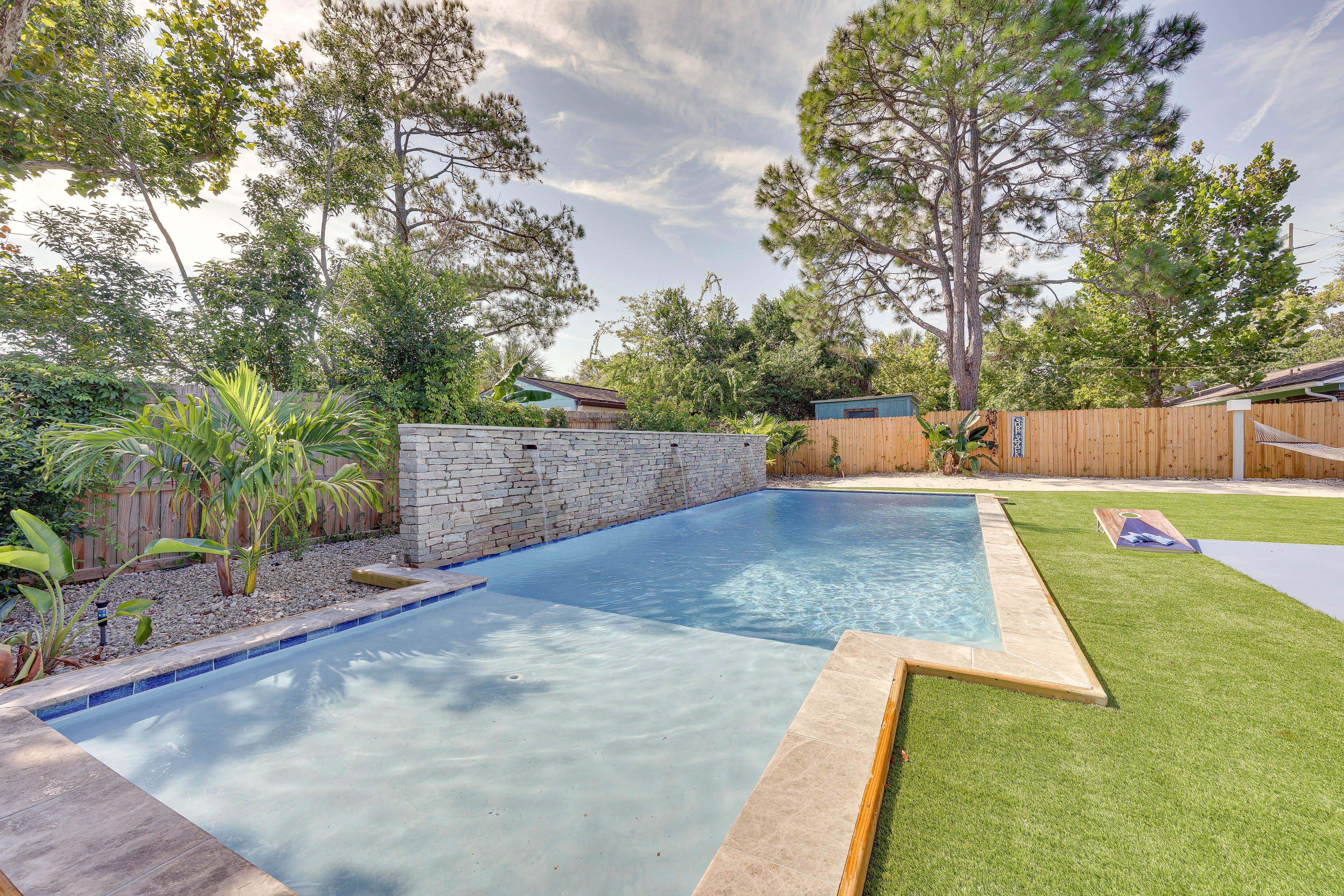 Private Outdoor Pool (Heated October-April)