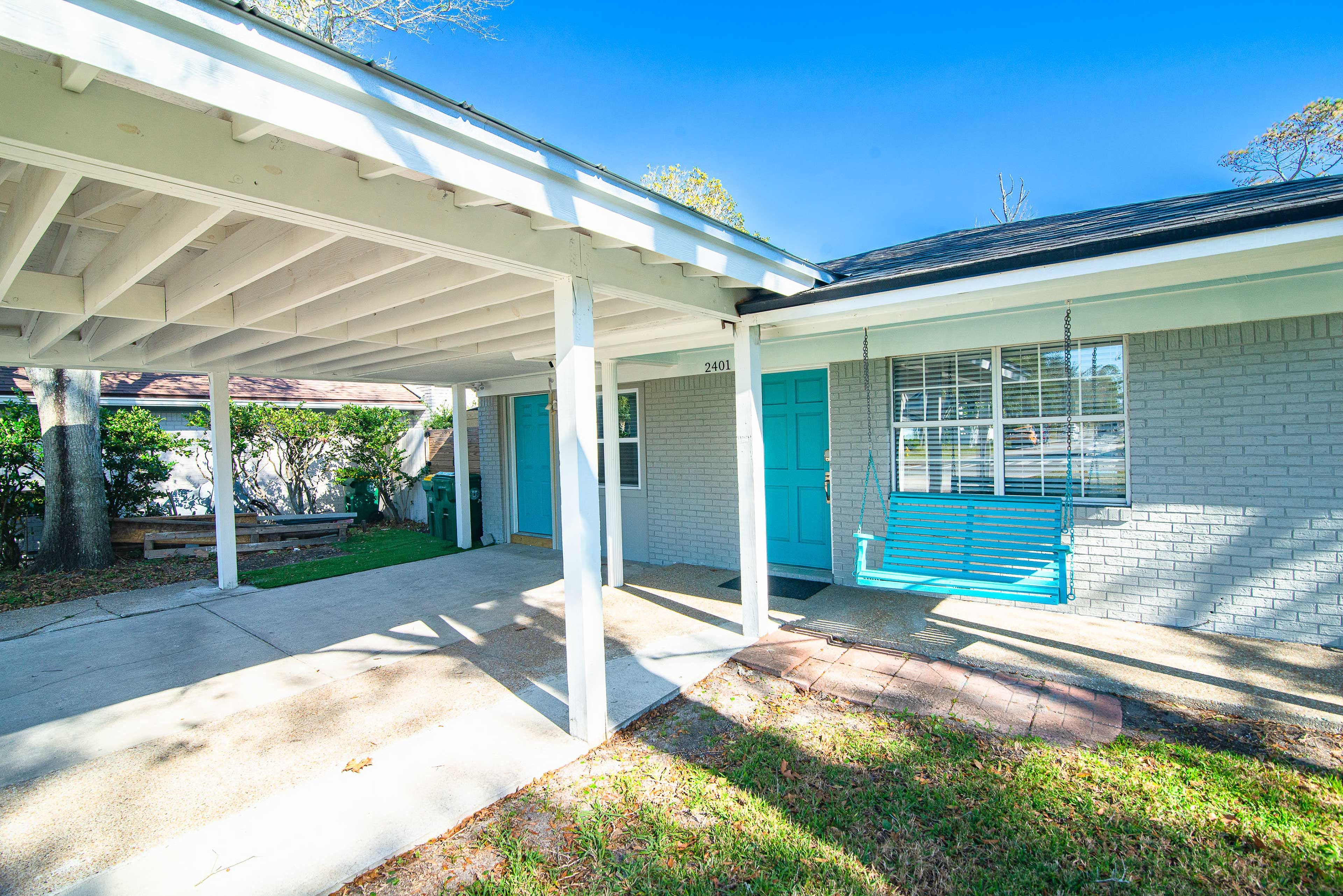Home Exterior | Private Entrance