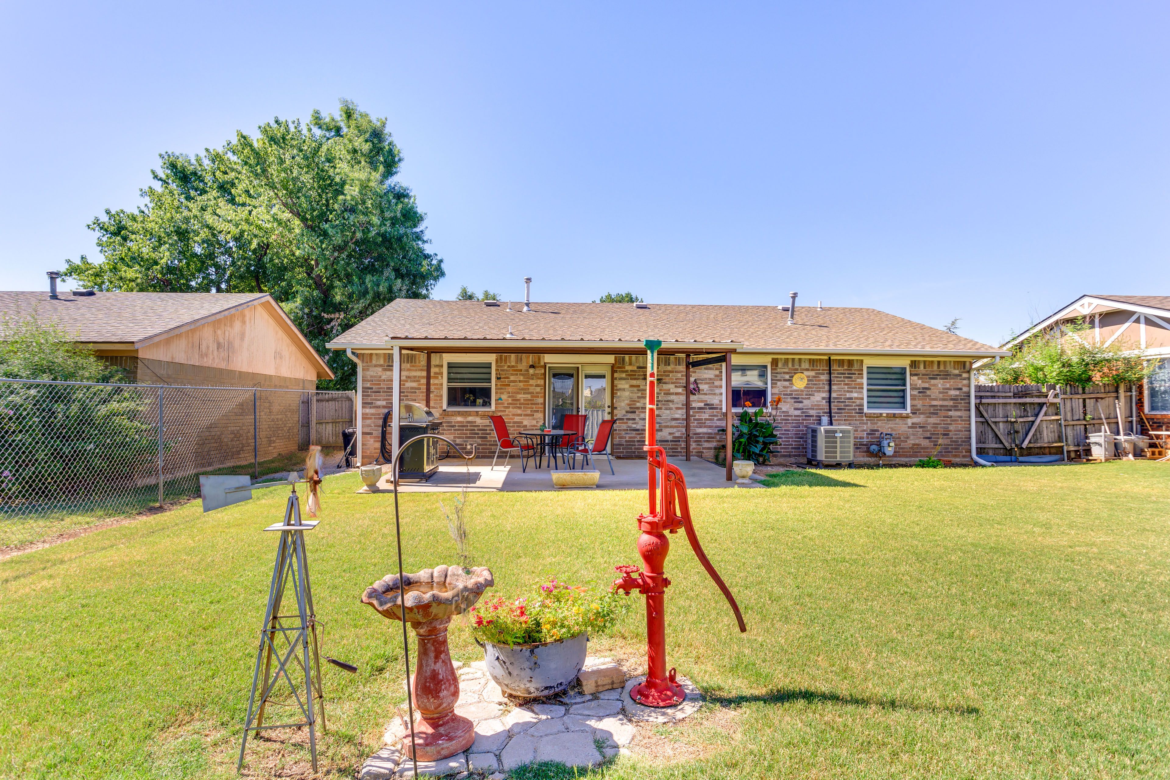 Fenced-In Yard
