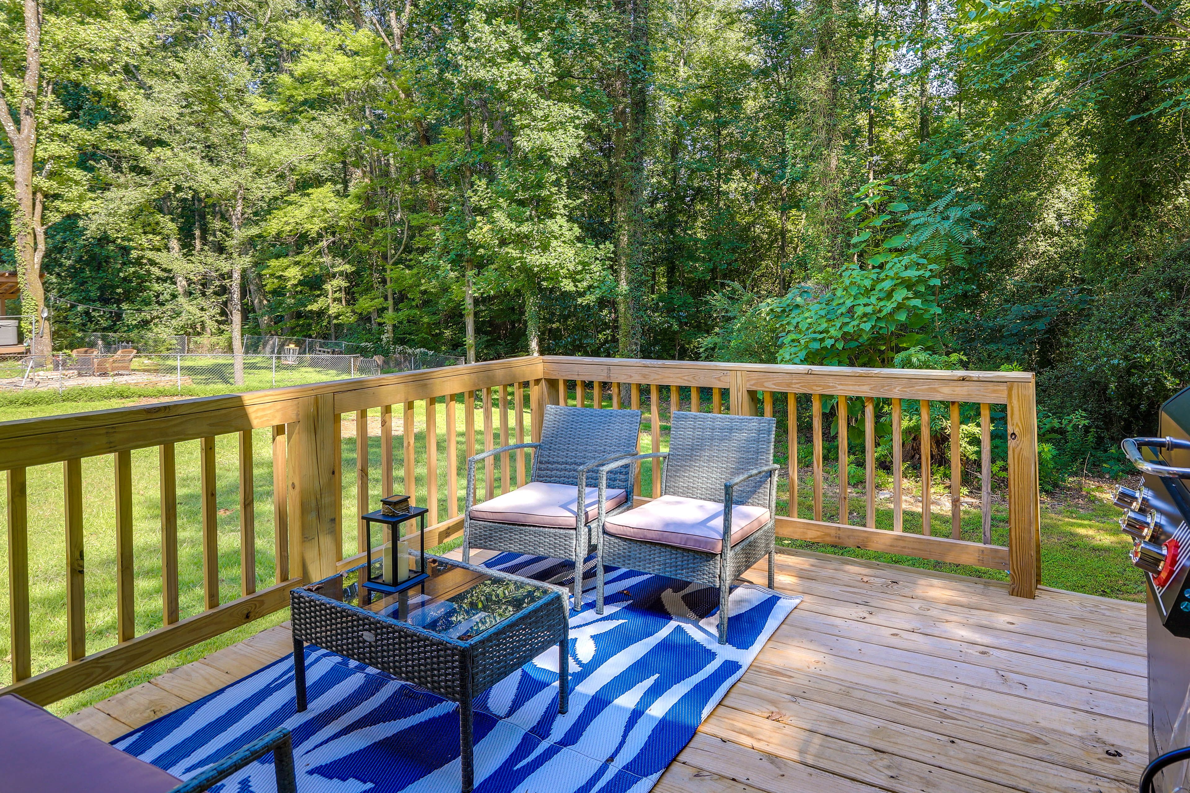 Atlanta Vacation Rental | 3BR | 2BA | 1,429 Sq Ft | 2 Exterior Steps Required