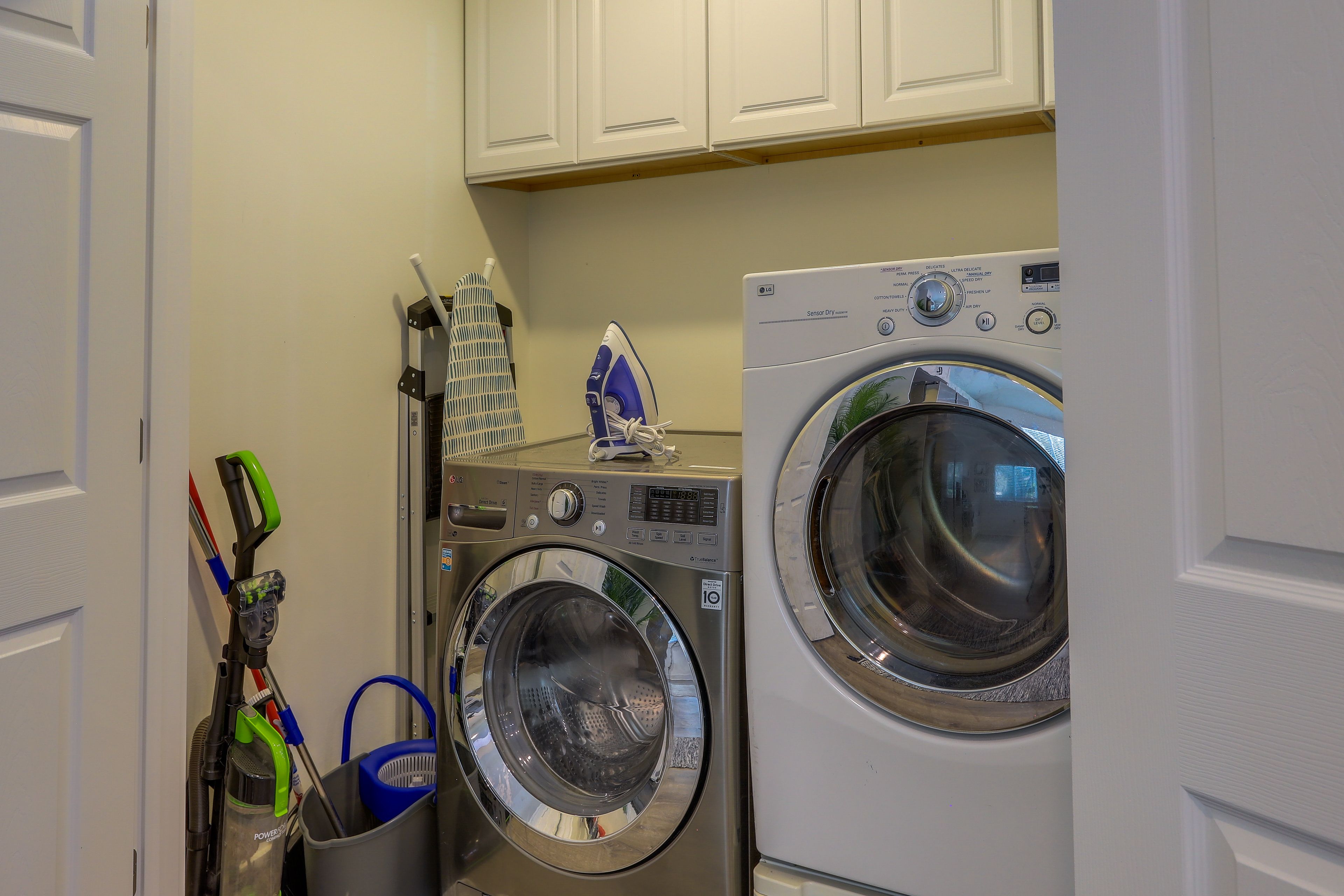 Laundry Area | Washer/Dryer | Hangers | Iron/Board | Trash Bags/Paper Towels