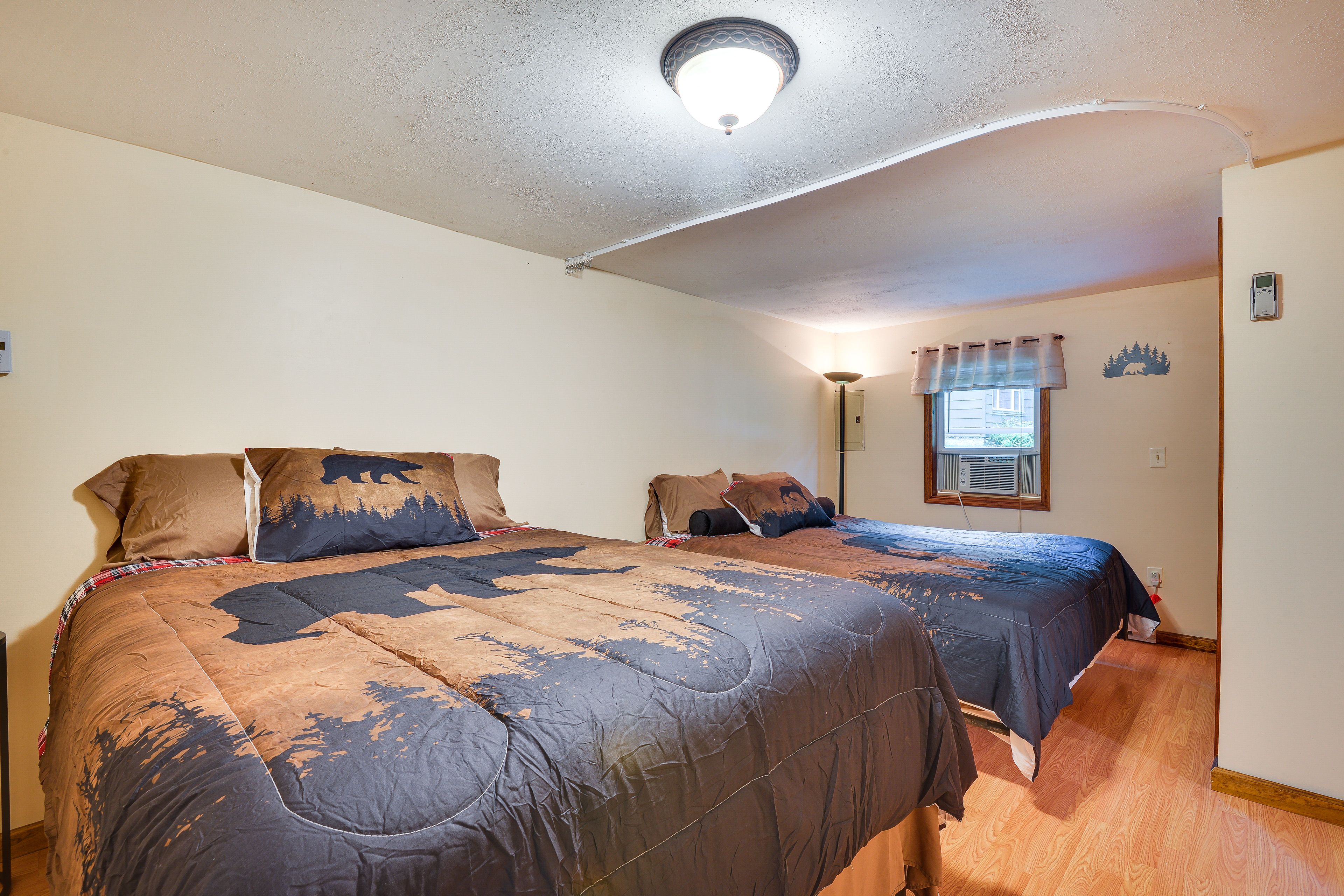 Bedroom | 2 Queen Beds | Linens Provided