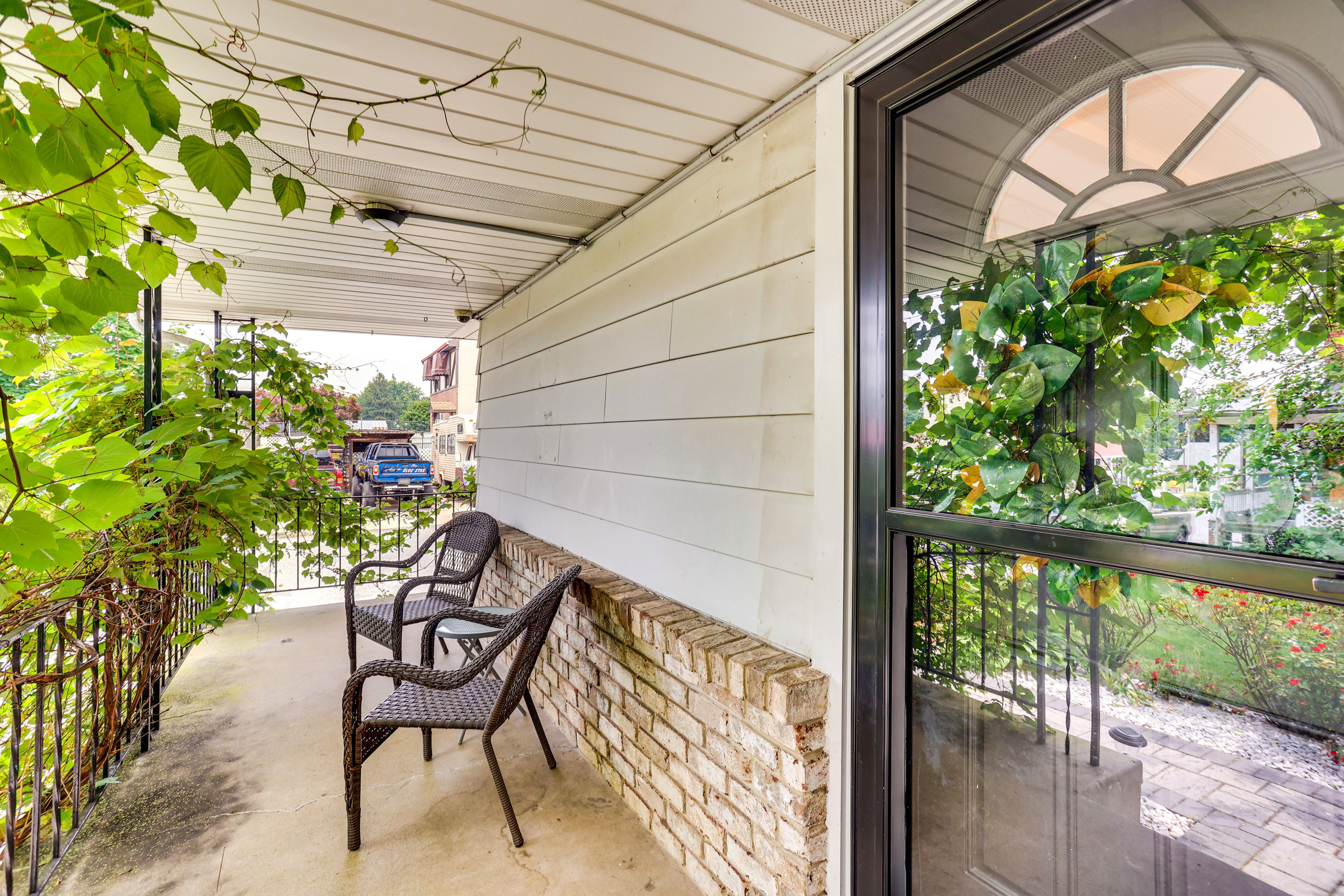 Front Porch | 2 Exterior Security Cameras (Facing Out)