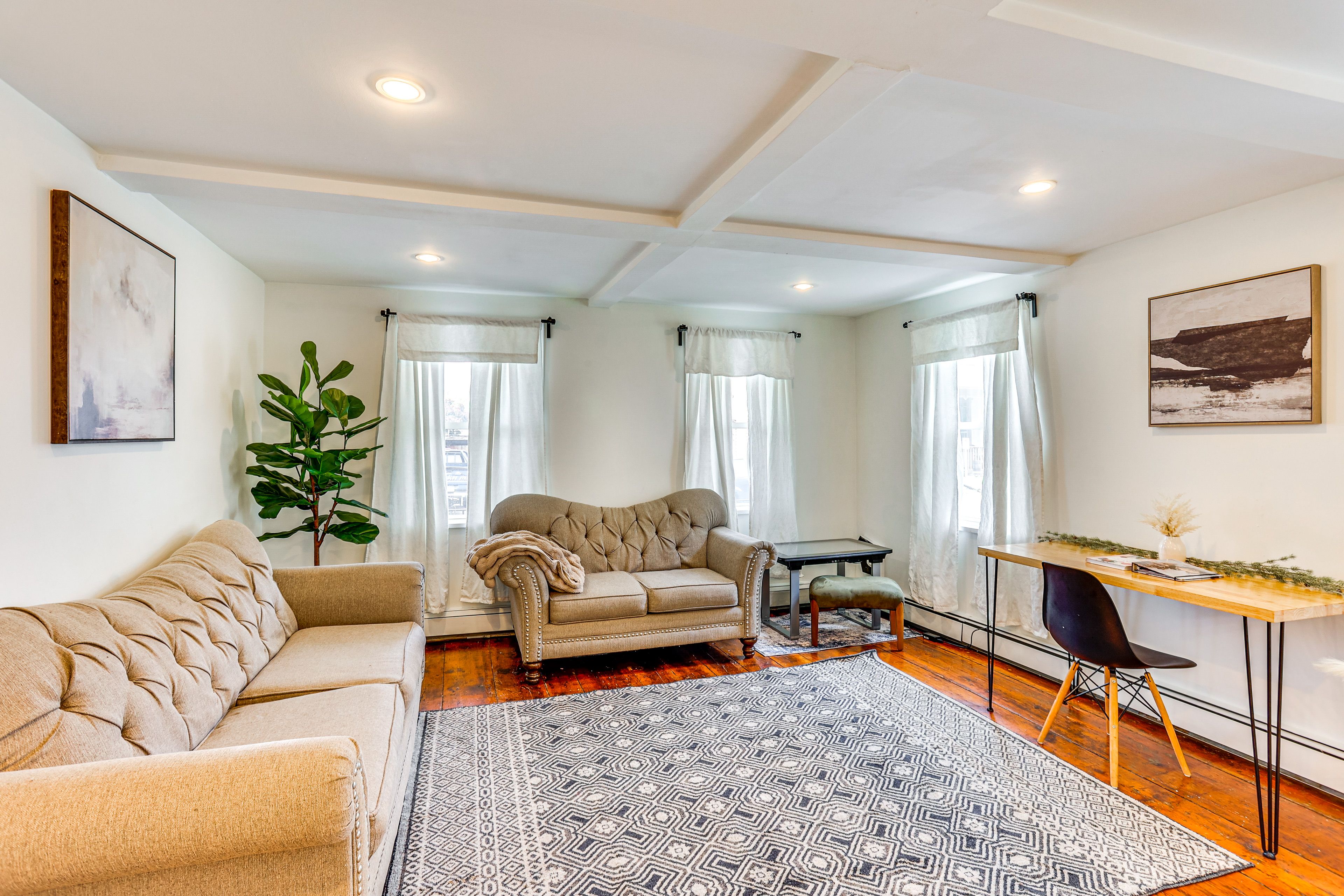 Living Room | 1st Floor | Free WiFi | Central Heating | Window A/C Units