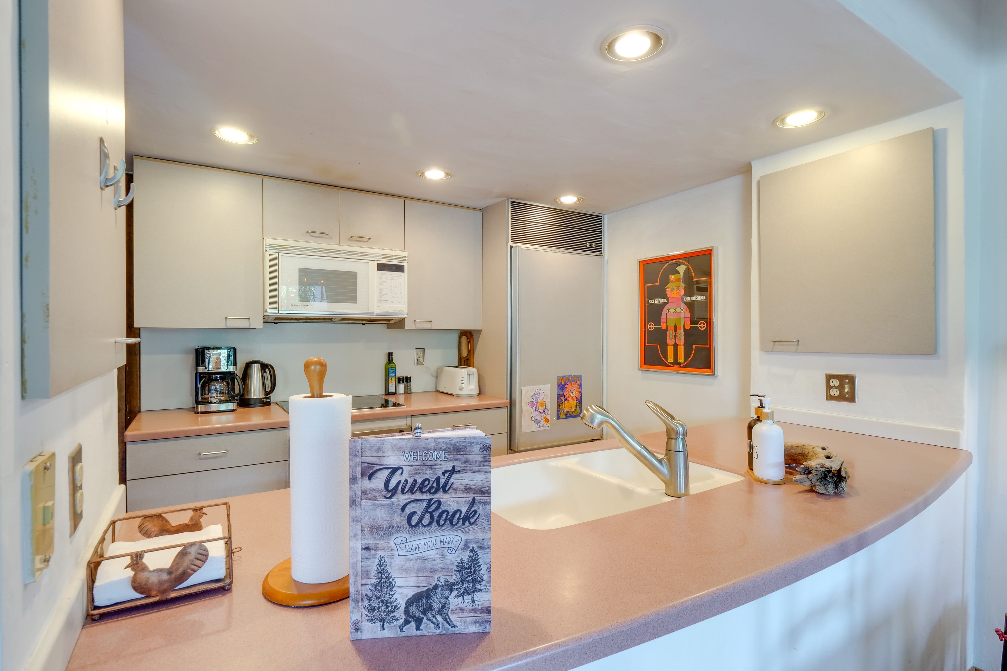 Kitchen | Dishware & Flatware | Complimentary Spices