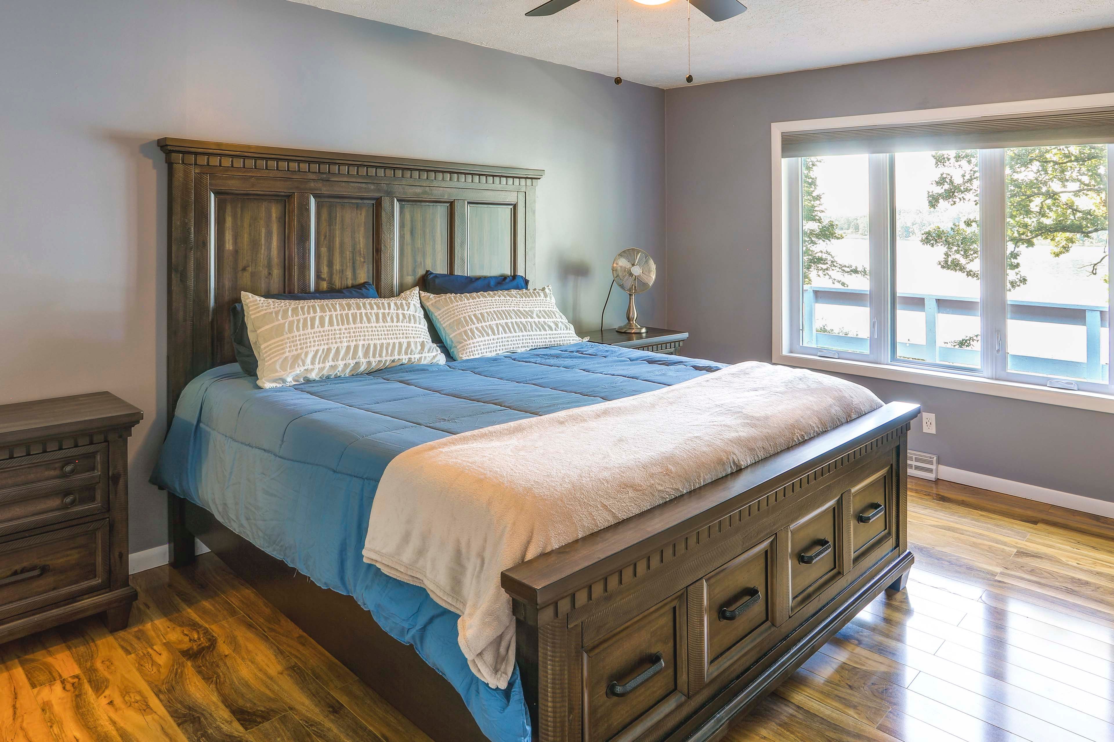 Bedroom 1 | King Bed | Linens Provided | En-Suite Bathroom | Main Level