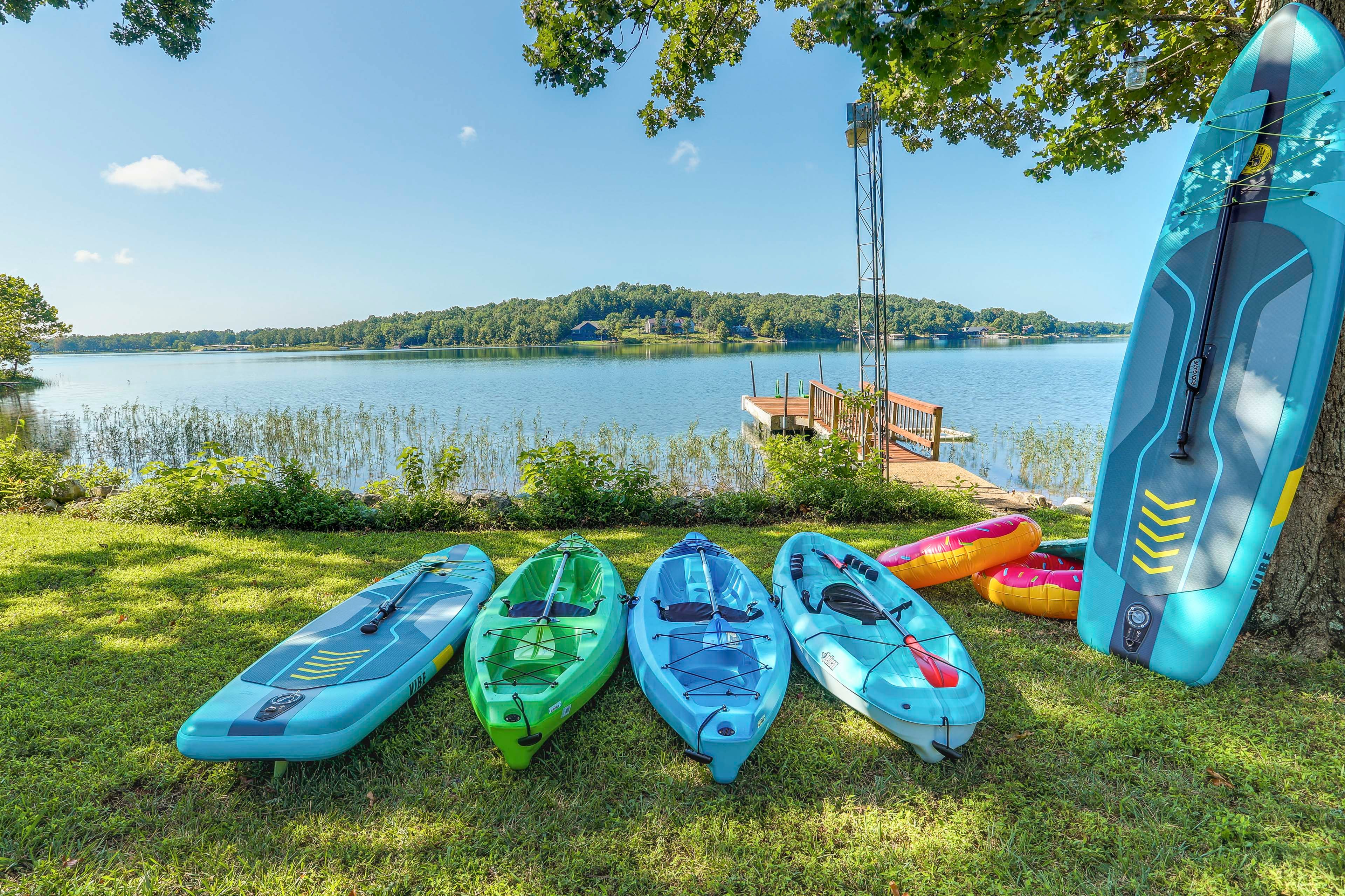 Crown Lake Access (On-Site) | 2 Paddleboards | 3 Kayaks