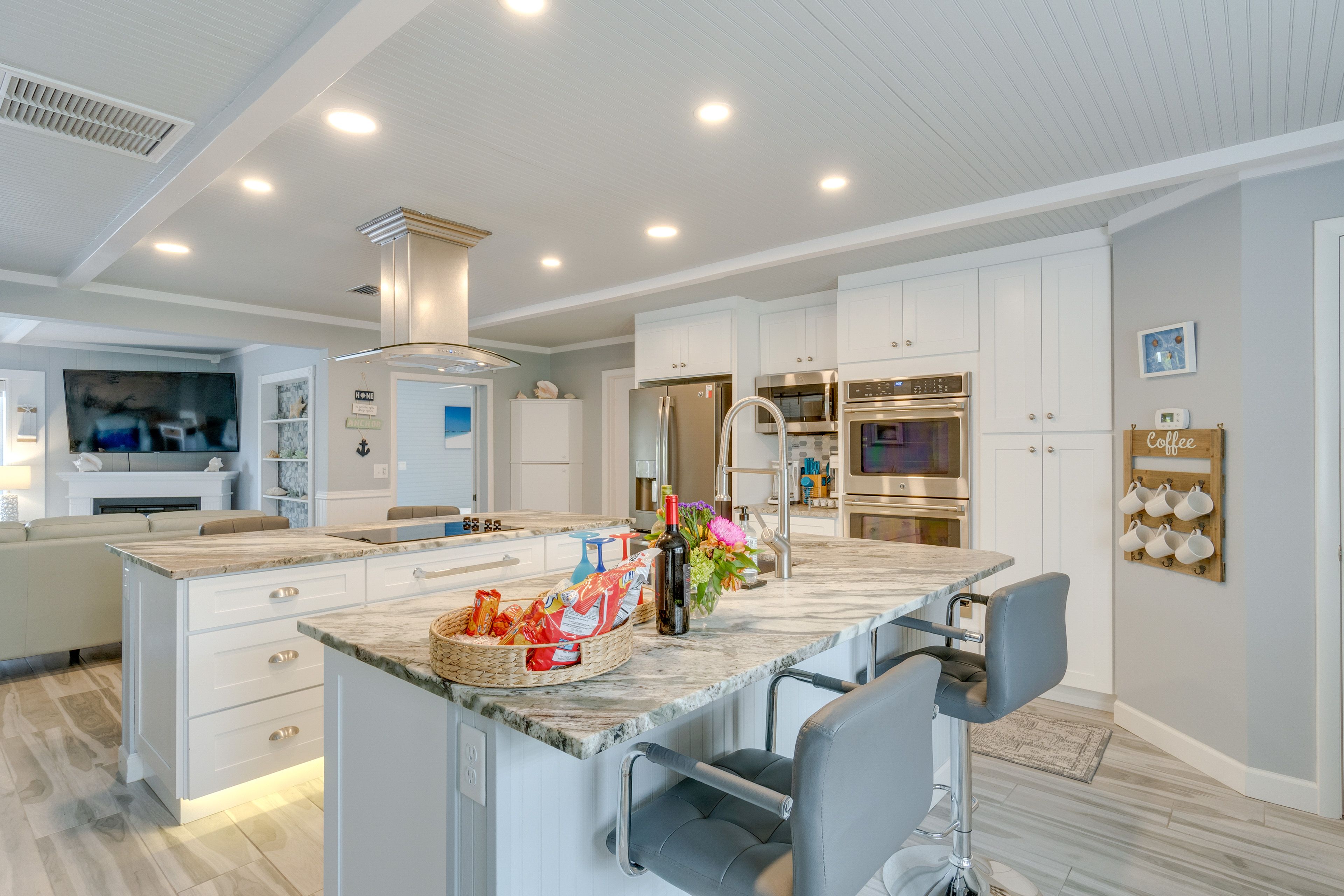 Kitchen | Dishwasher | Air Fryer | Keurig Coffee Maker | Cooking Basics