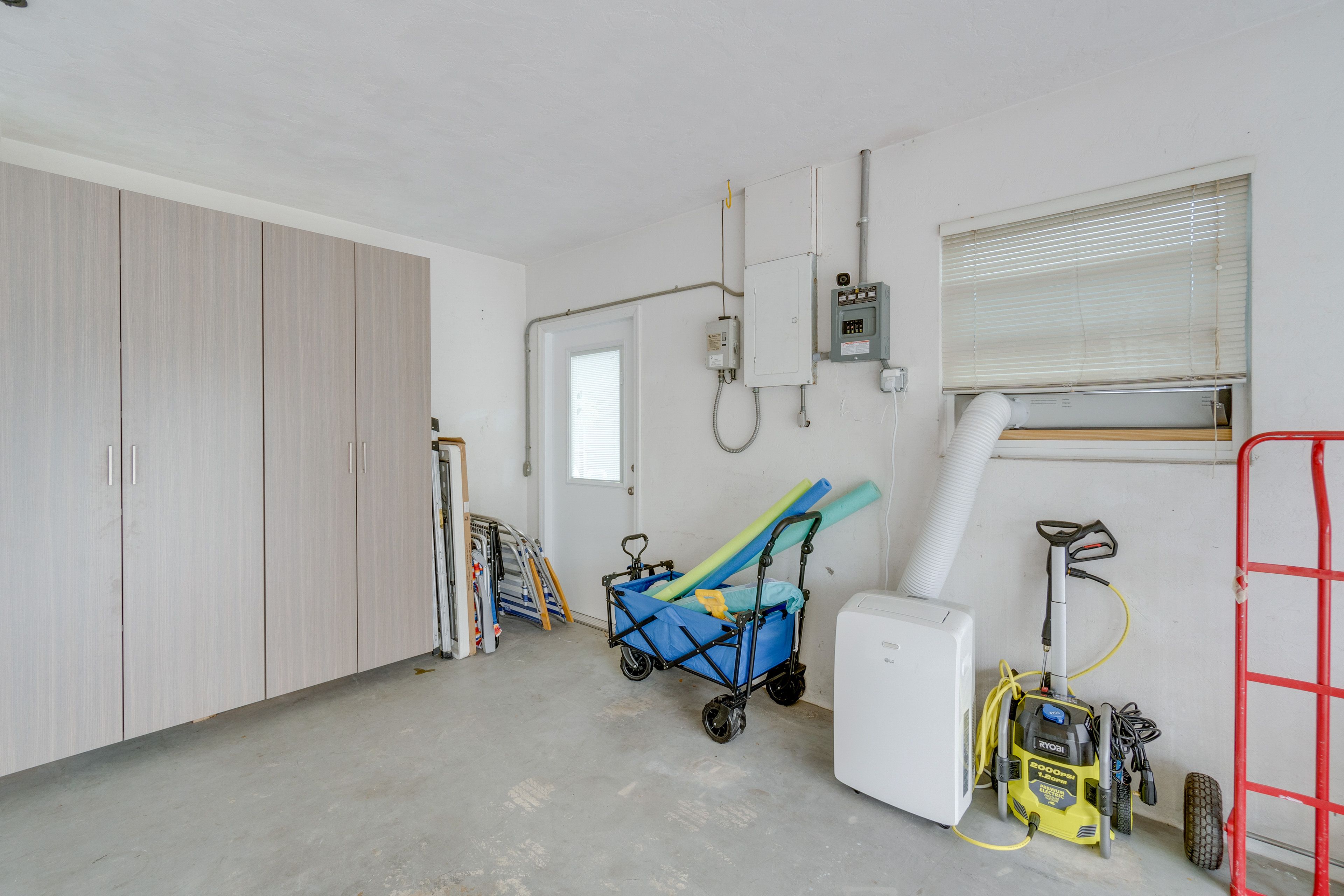 Garage | Parking (2 Vehicles) | Beach Chairs & Wagon