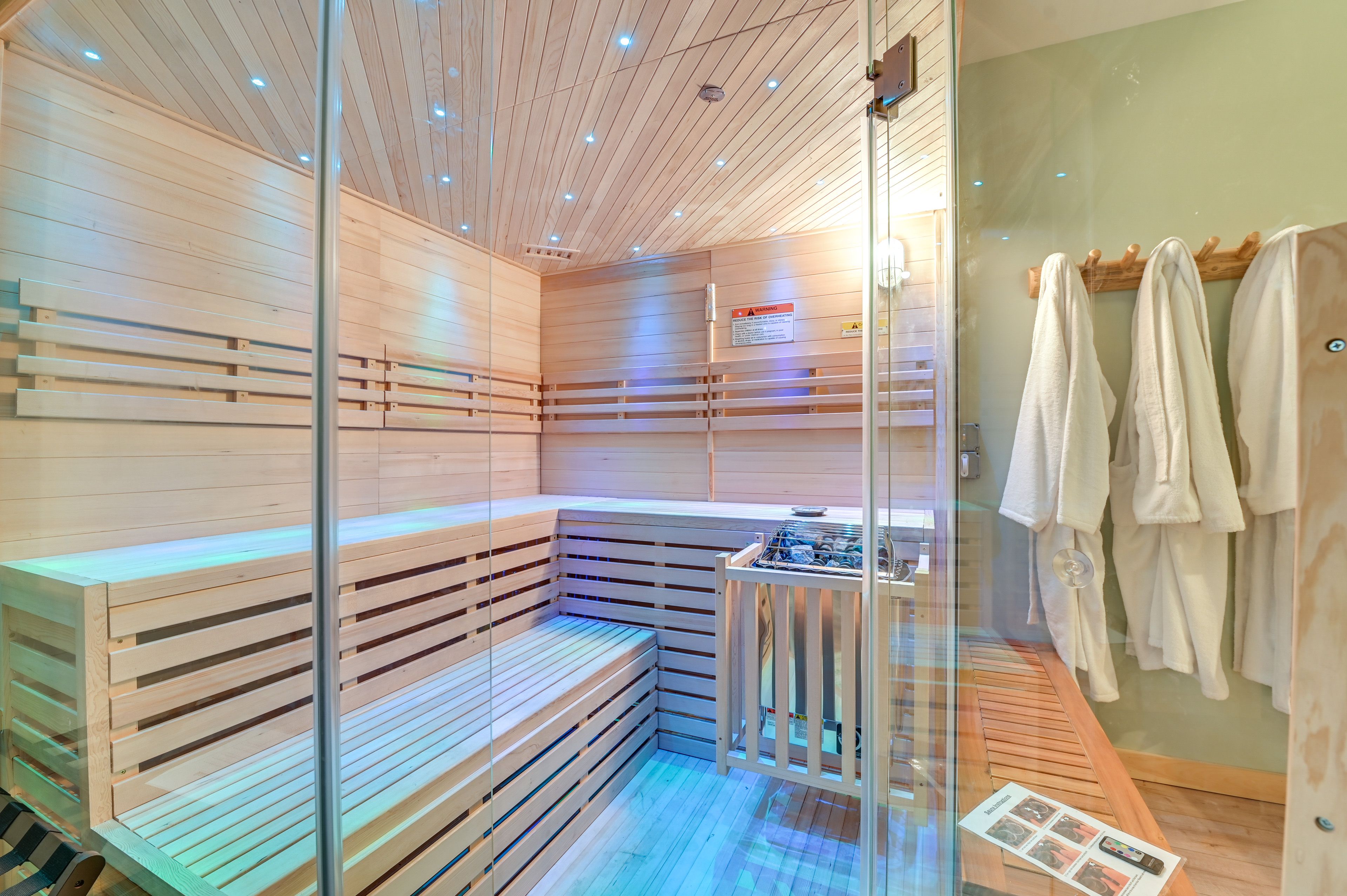 Spa Room | 6-Person Sauna