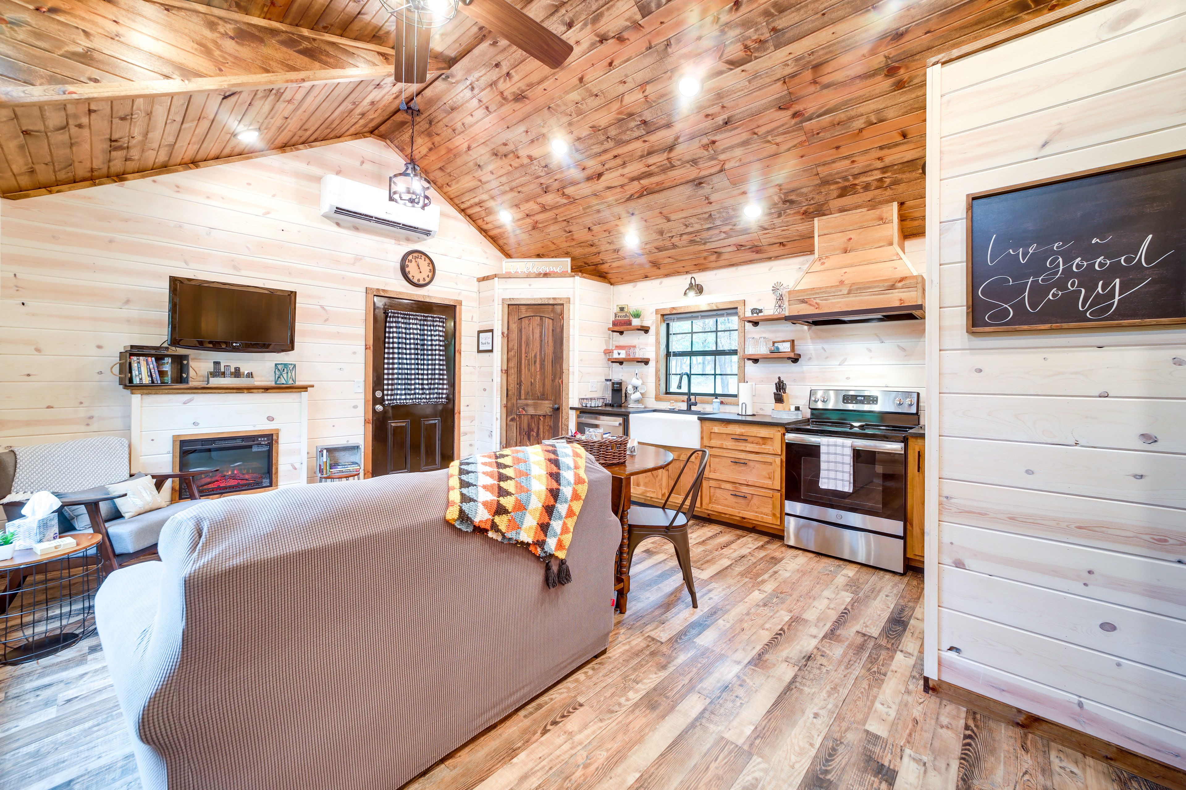 Living Room | Smart TV | Electric Fireplace