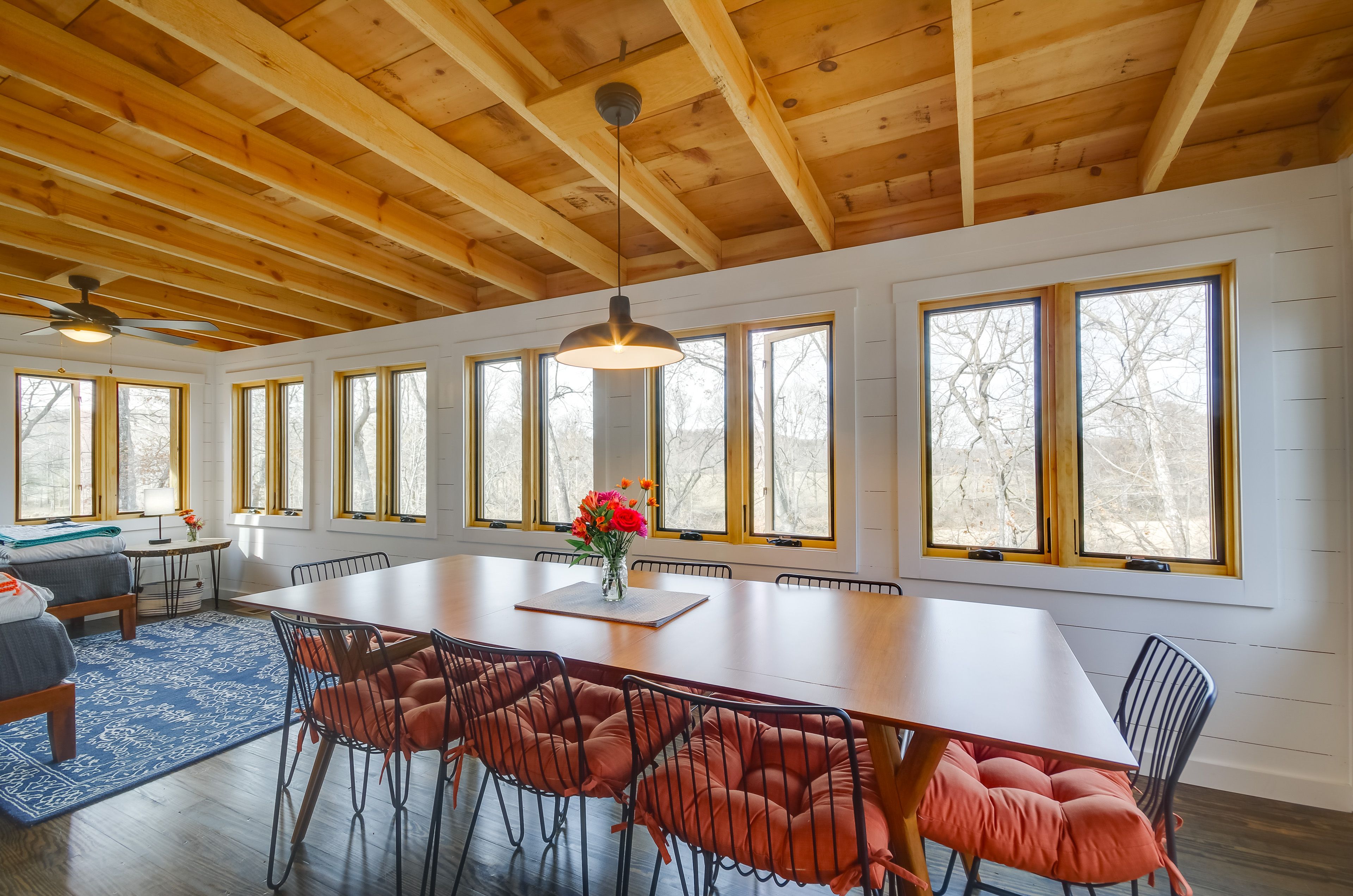 Dining Area | Dishware/Flatware | Trash Bags/Paper Towels