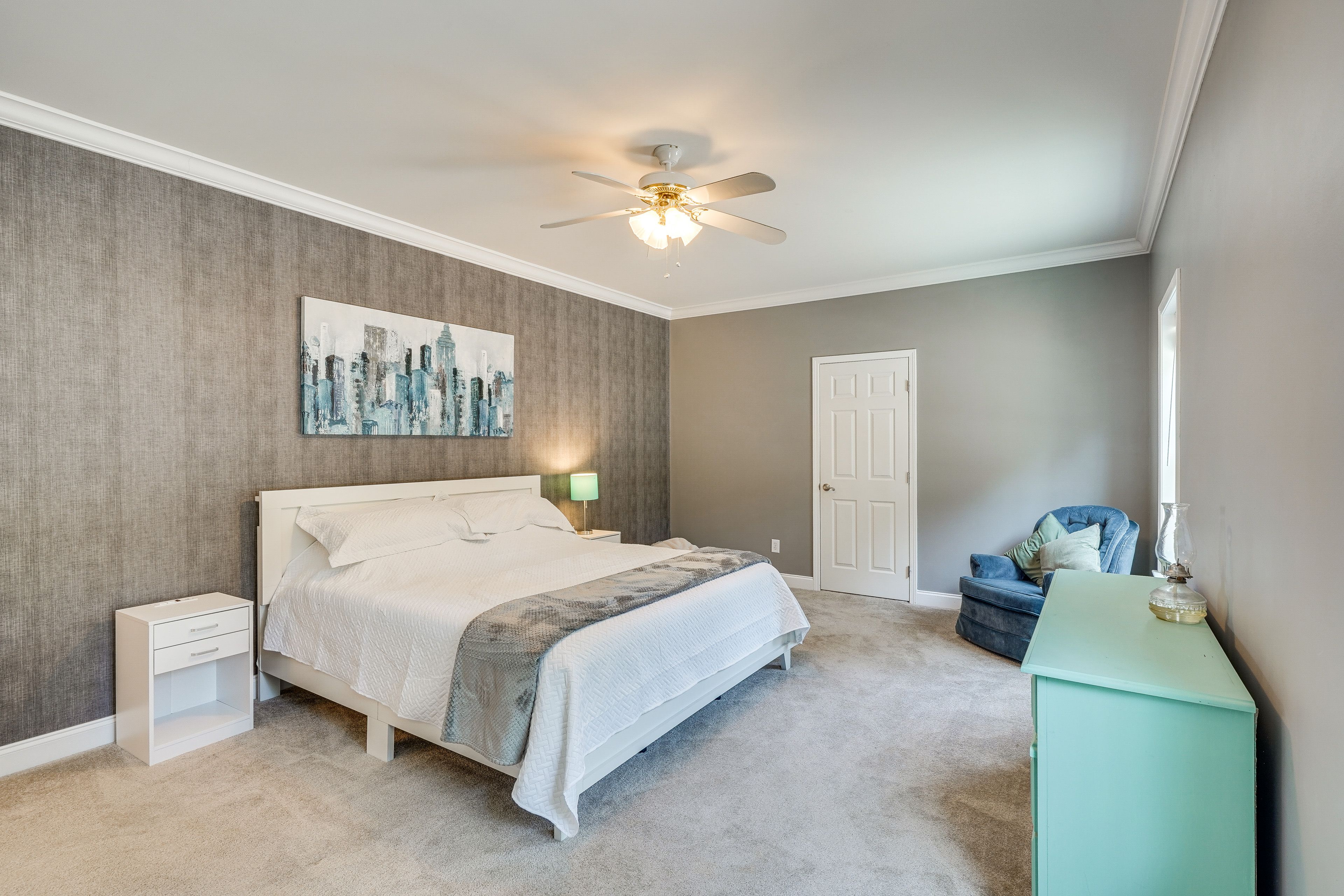 Bedroom 2 | King Bed