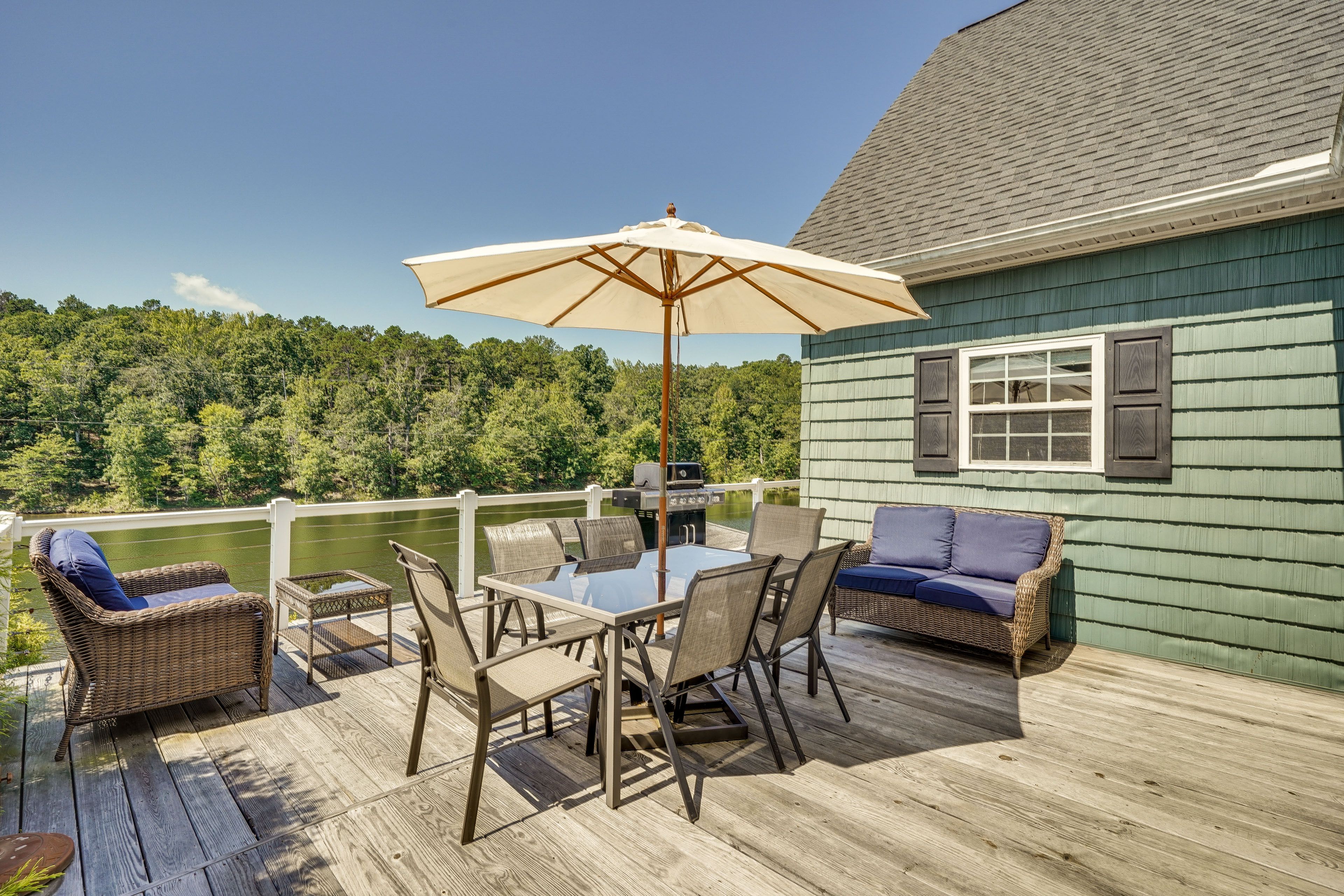 Back Deck | Gas Grill | Lake Views
