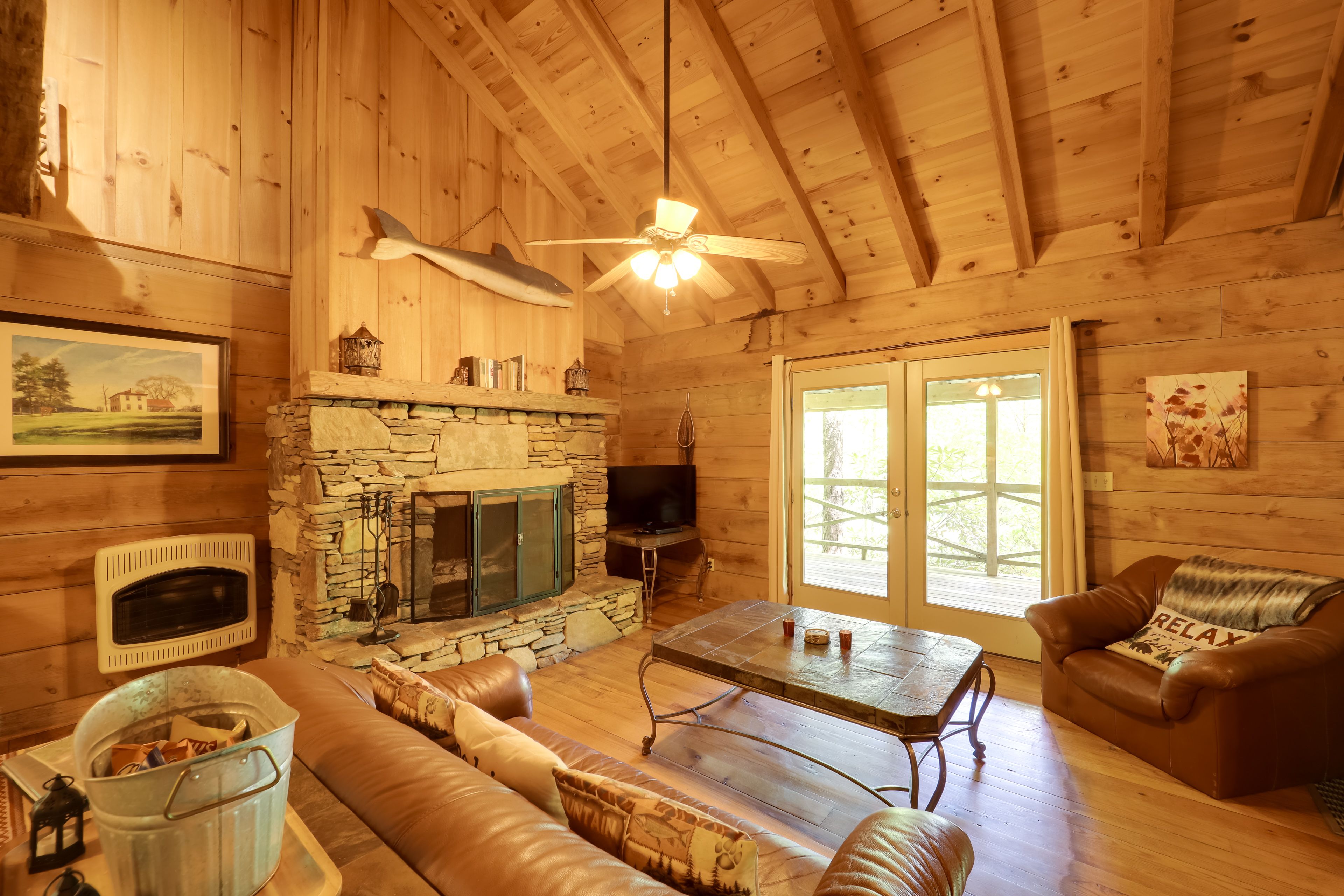 Living Room | Wood-Burning Fireplace | Flat-Screen TV w/ DVD Player