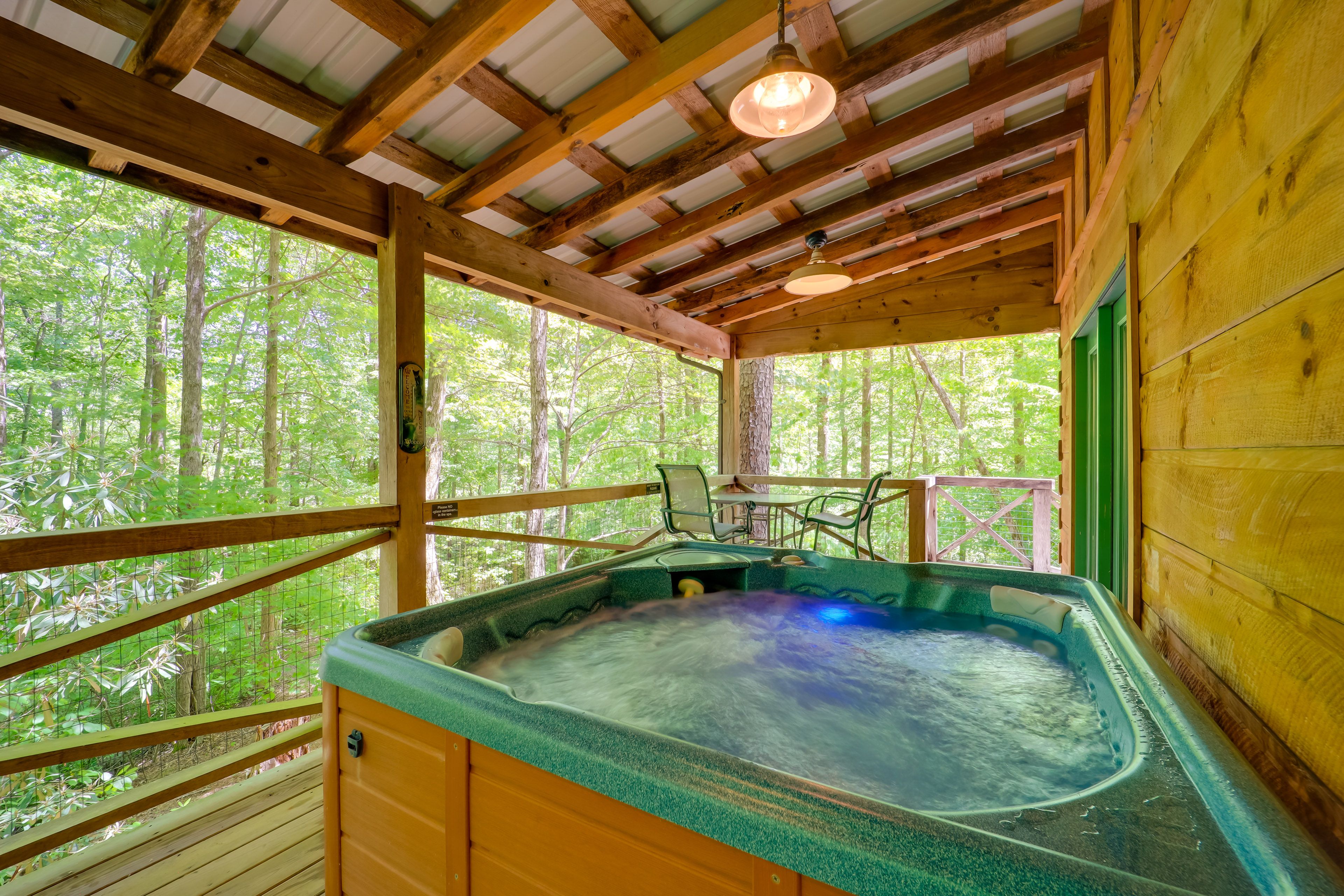 Private Hot Tub | Covered Deck