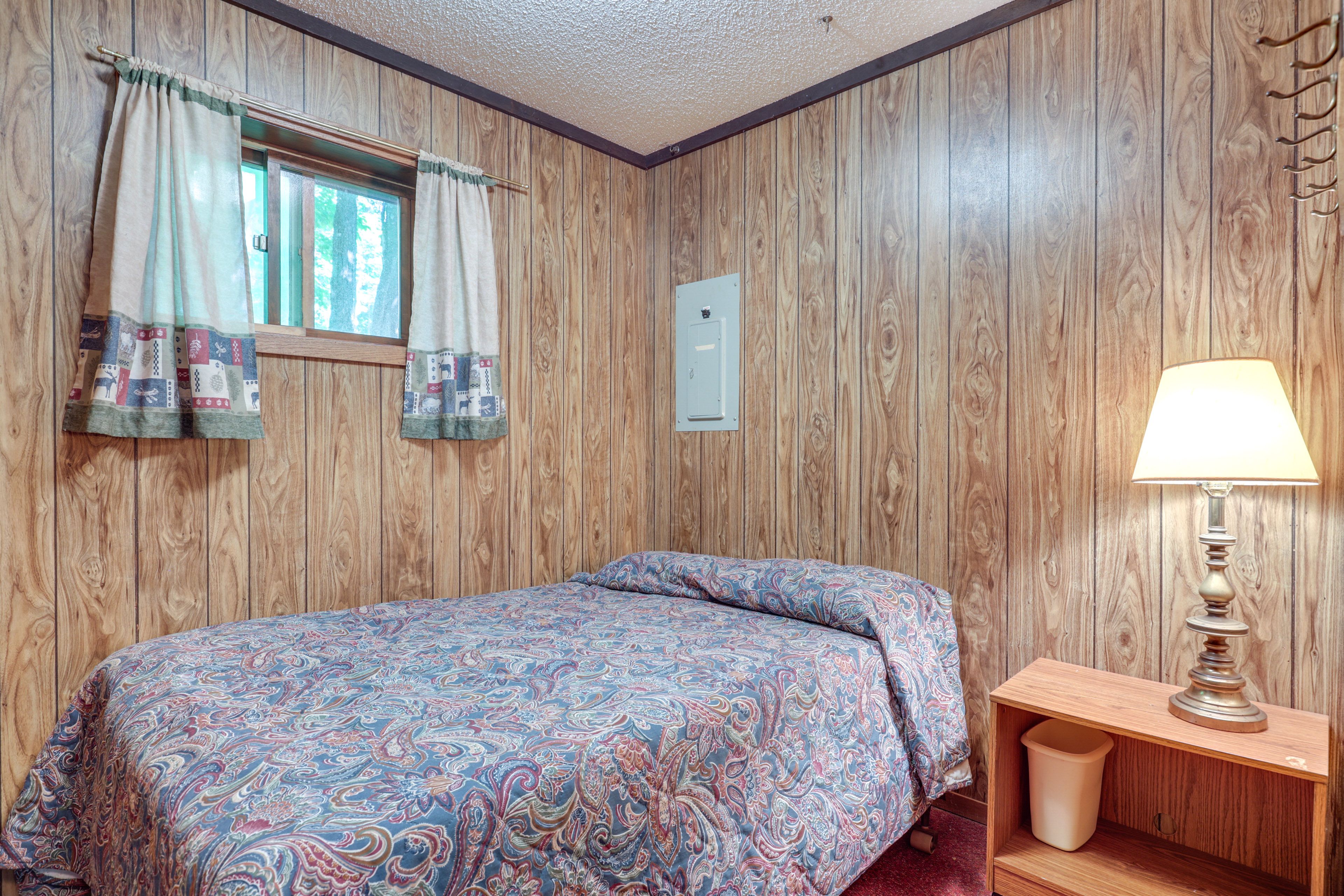 Bedroom 2 | Full Bed