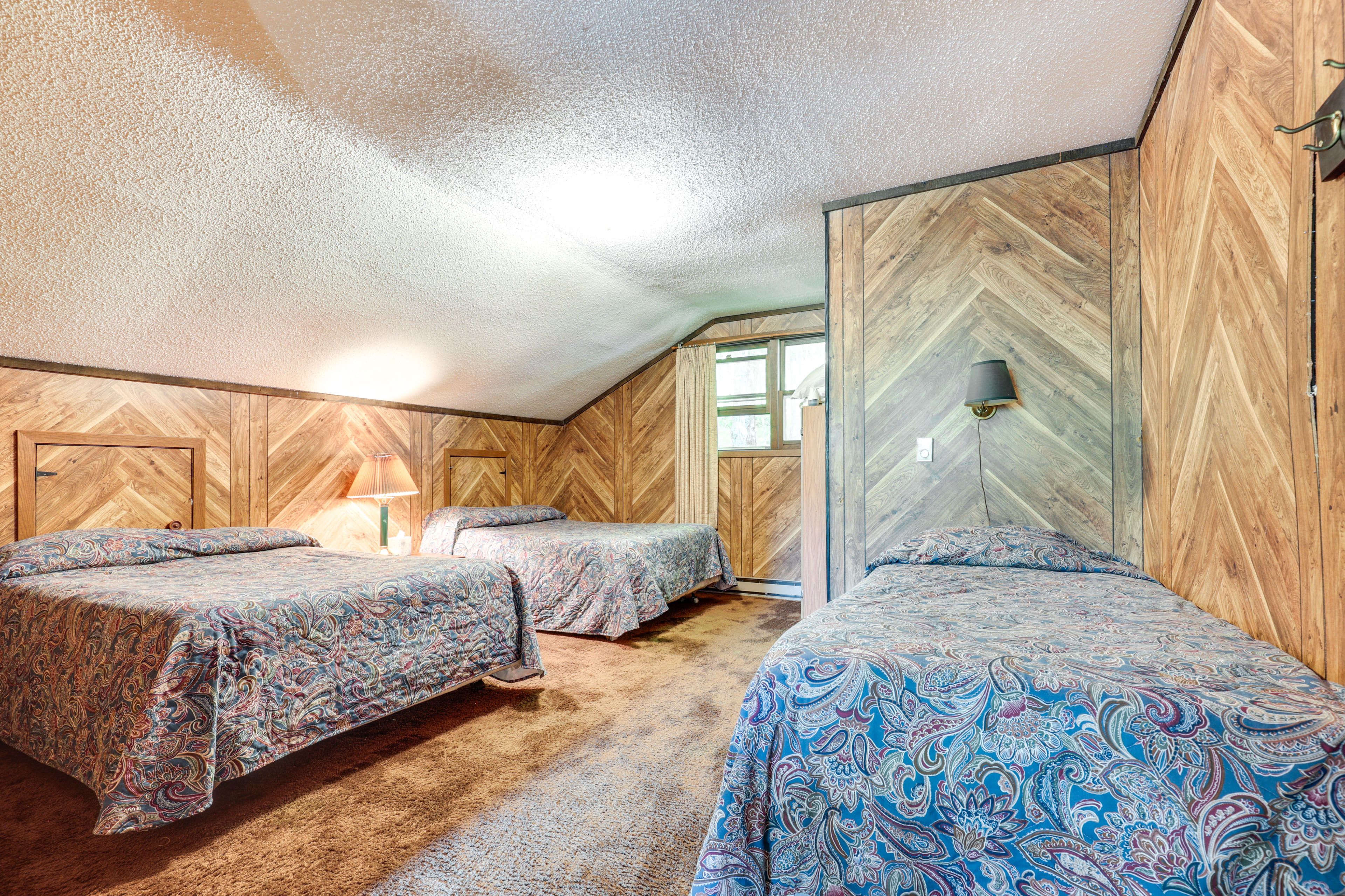 Bedroom 3 (Loft) | 3 Full Beds