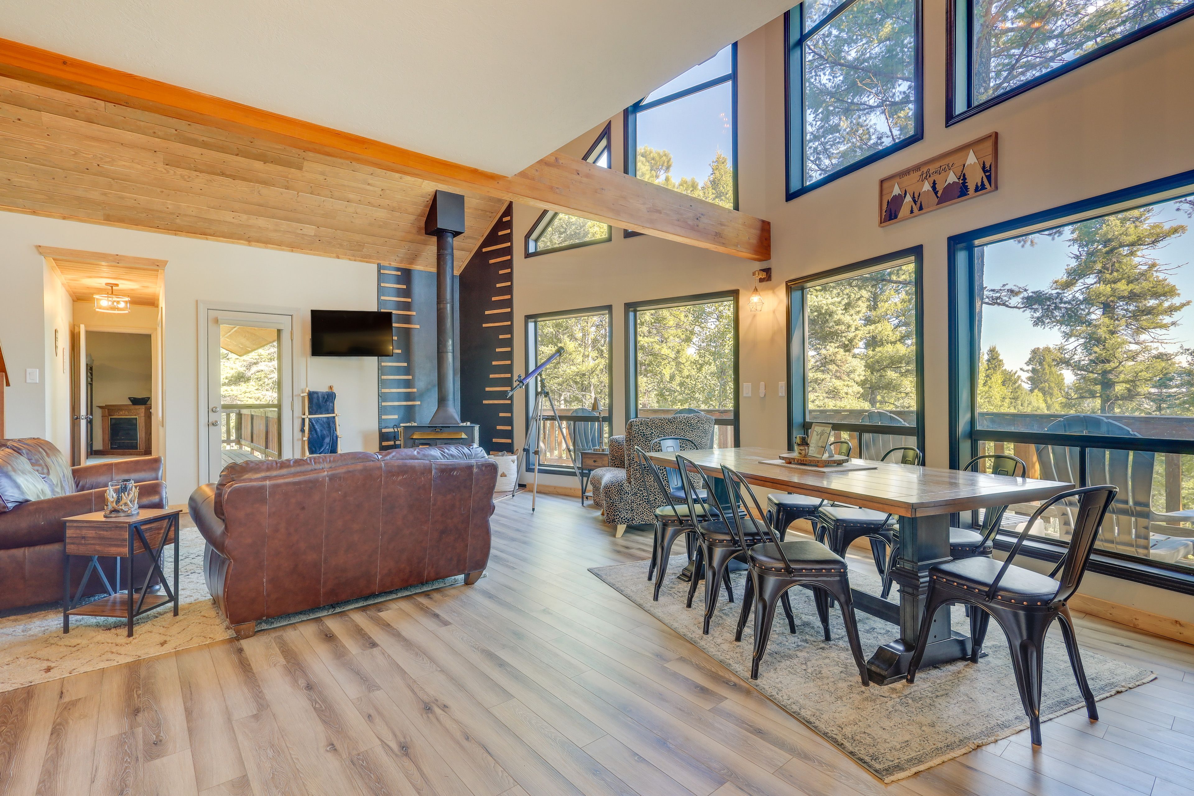 Dining Area | 1st Floor