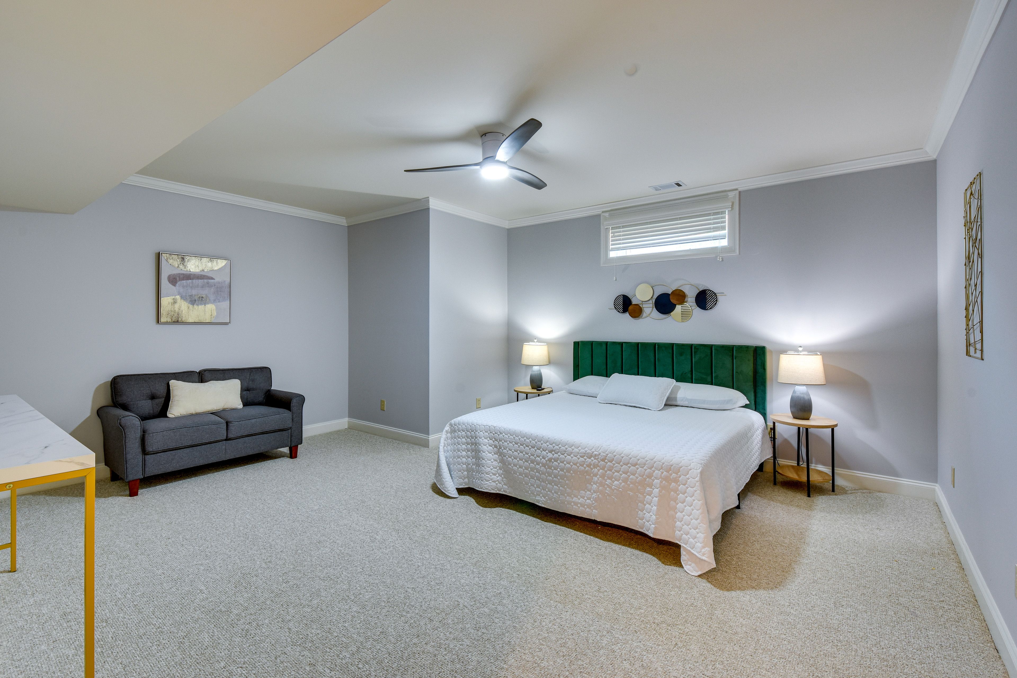 Bedroom 8 | King Bed