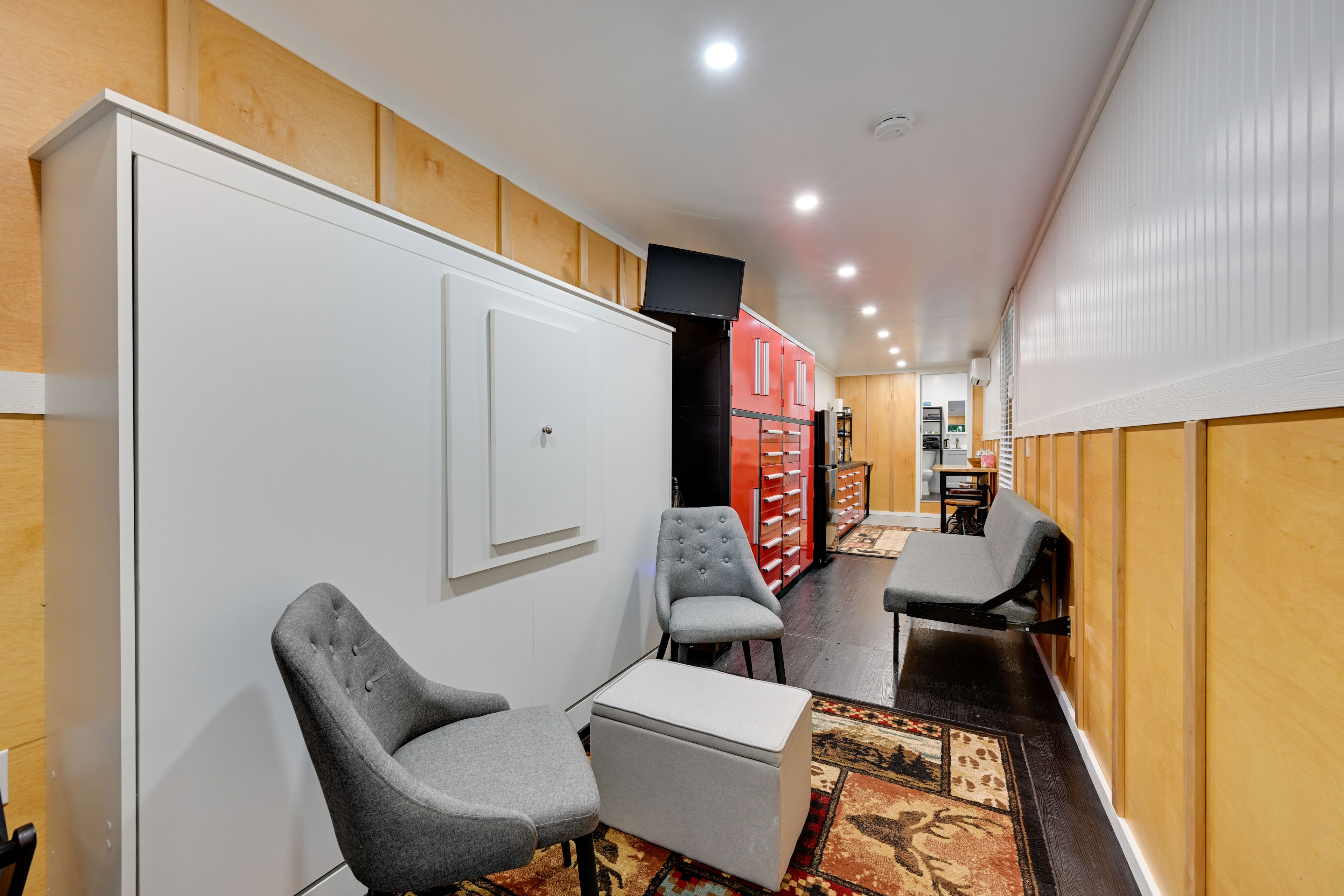 Studio | Queen Murphy Bed | Seating | Smart TV