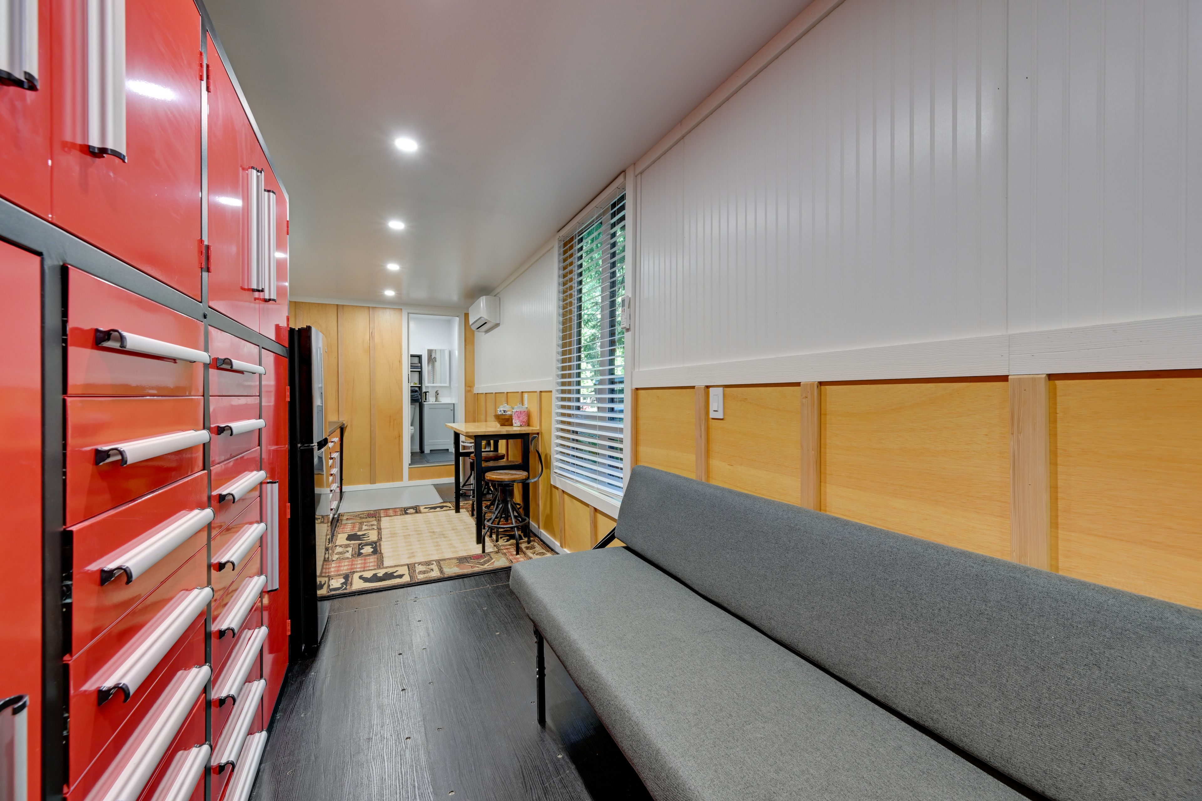Studio | Full Sleeper Sofa