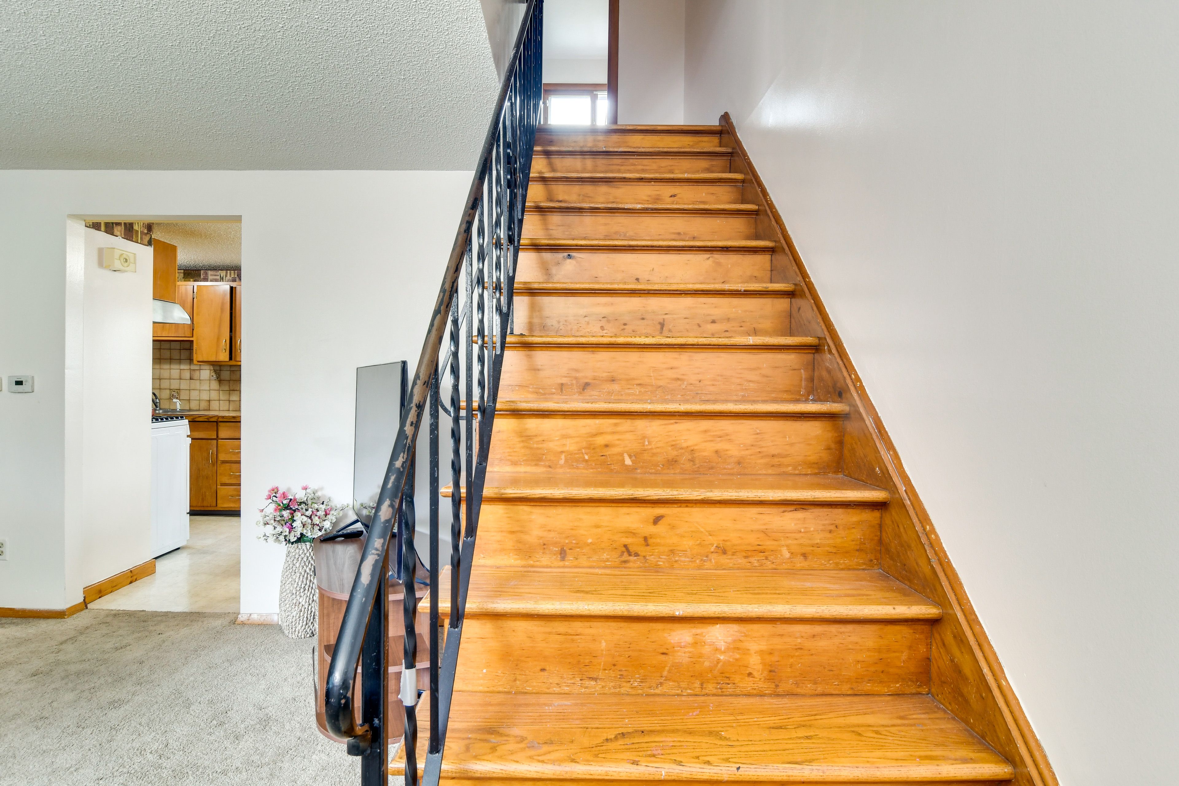 Stairs to 2nd Floor