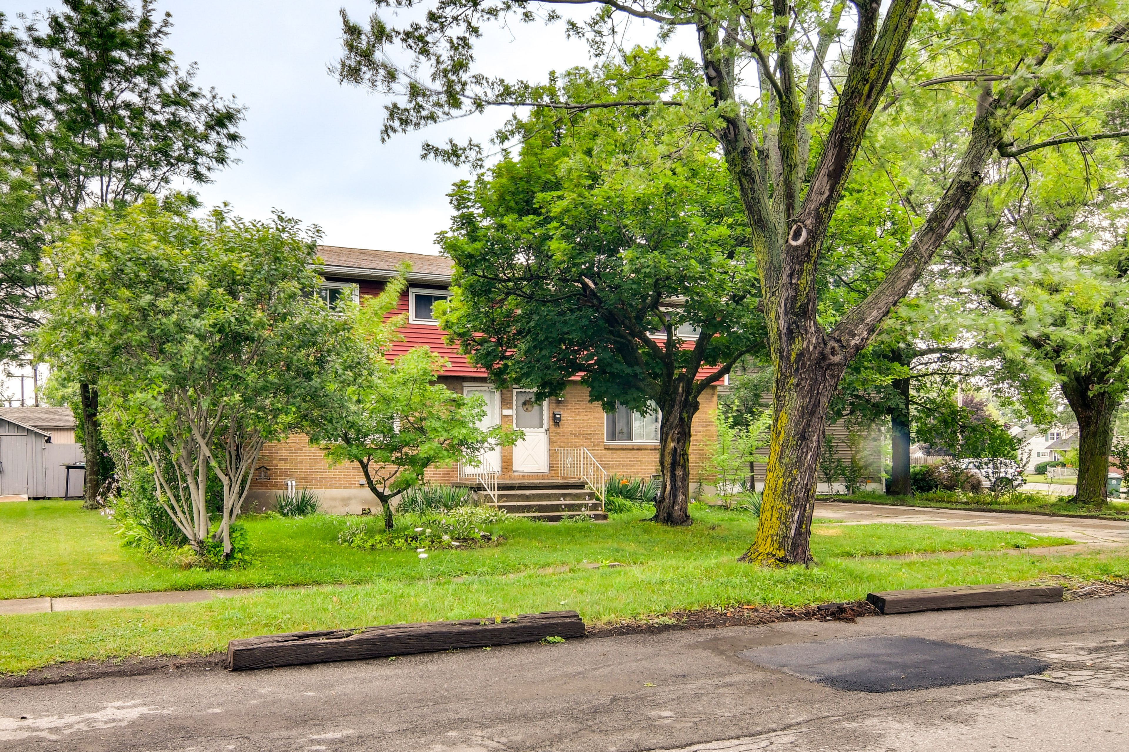 Property Exterior | Shared Driveway (2 Vehicles) | Street Parking