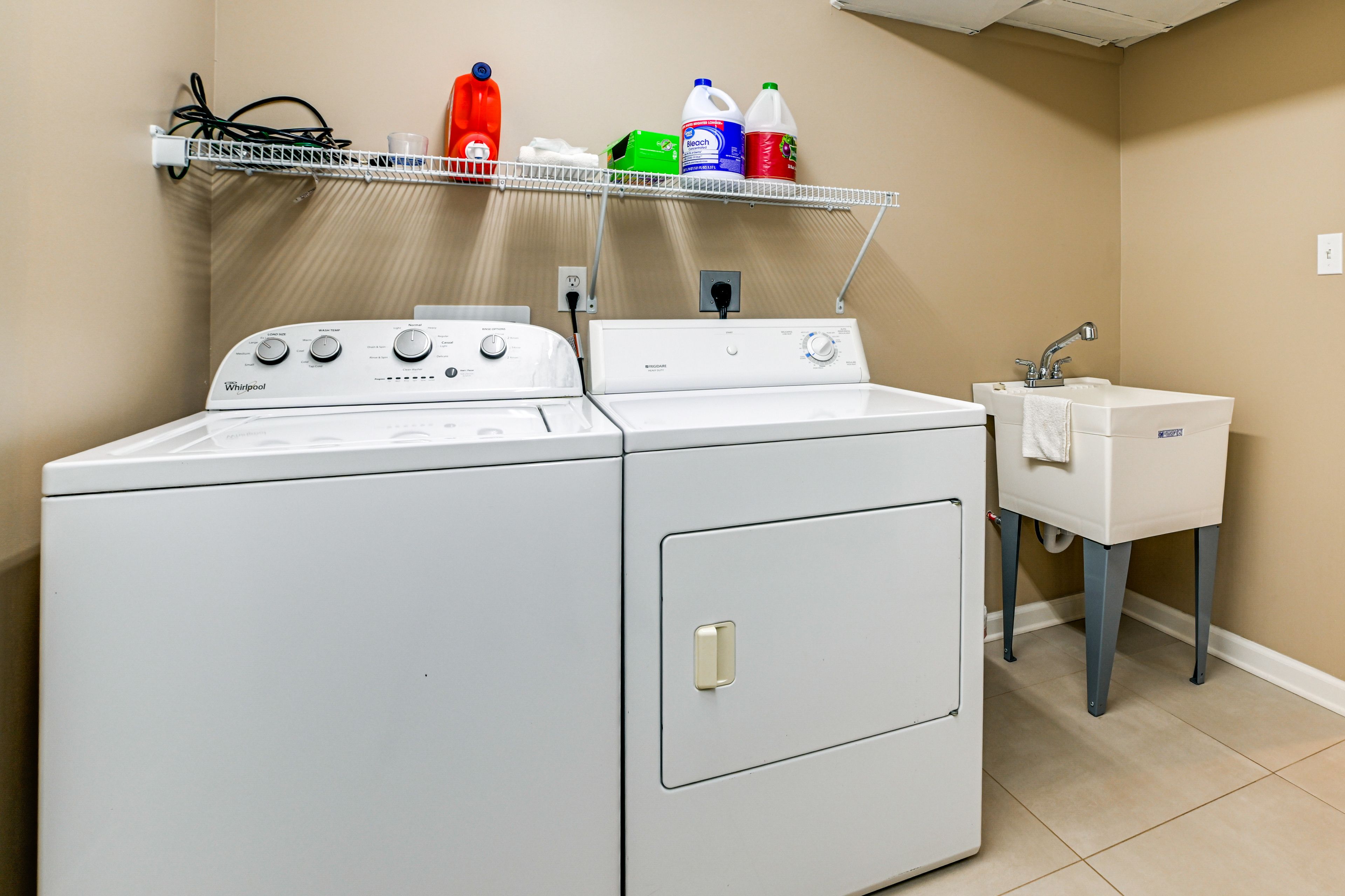 Laundry Room | Main Level | Washer & Dryer