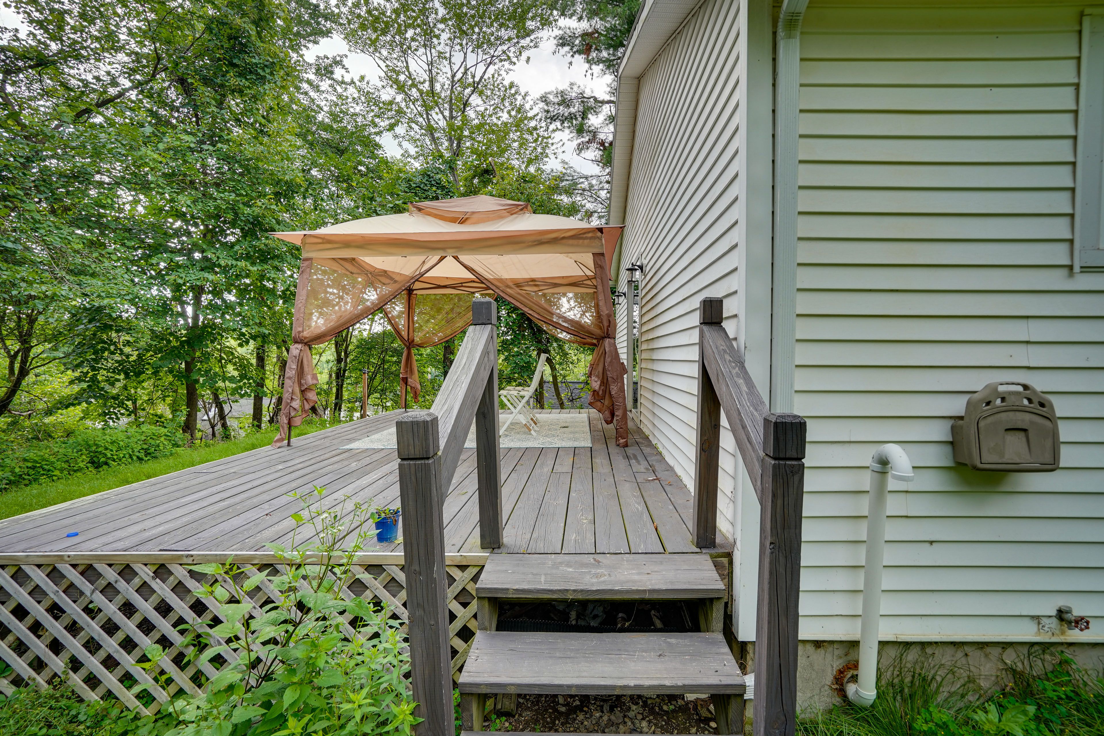 Deck