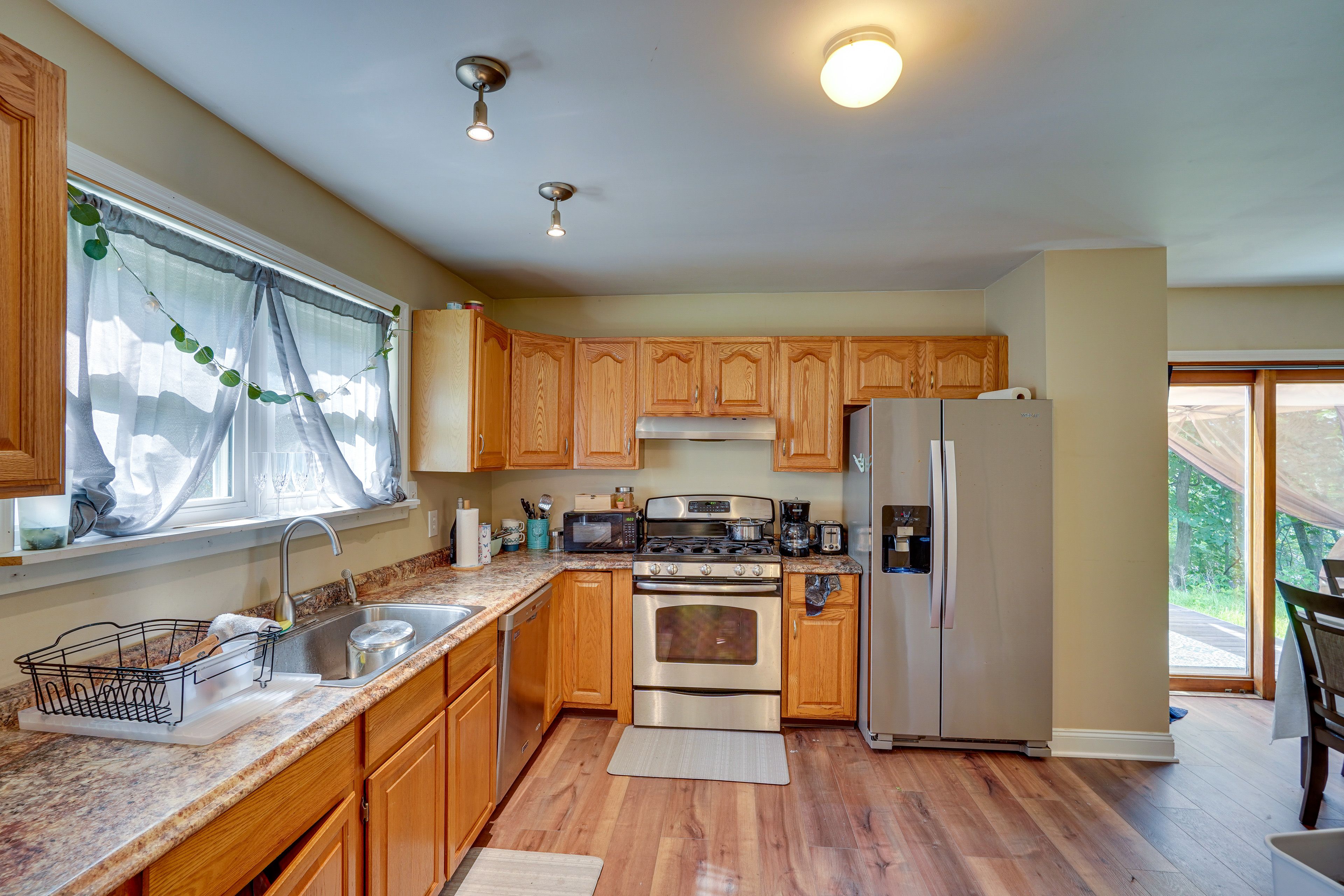 Kitchen | Coffee Maker | Spices | Dishware & Flatware