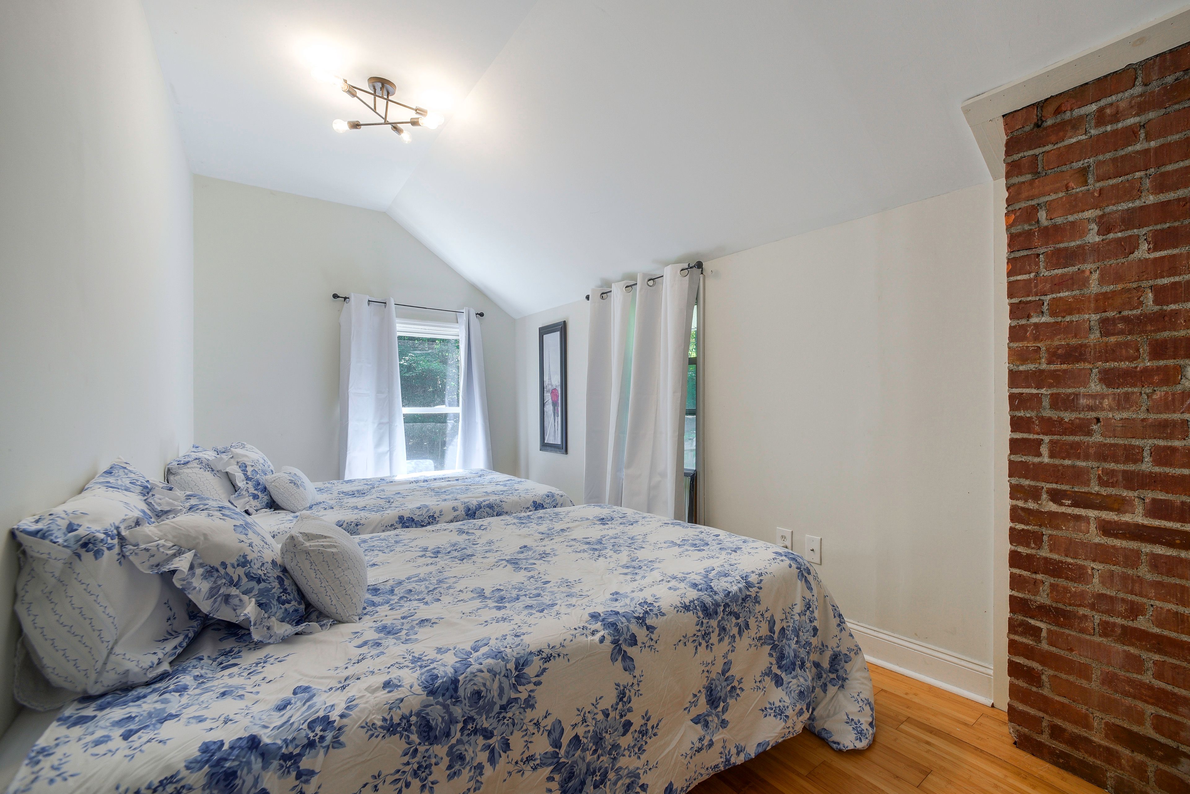 Bedroom 3 | 2 Full Beds