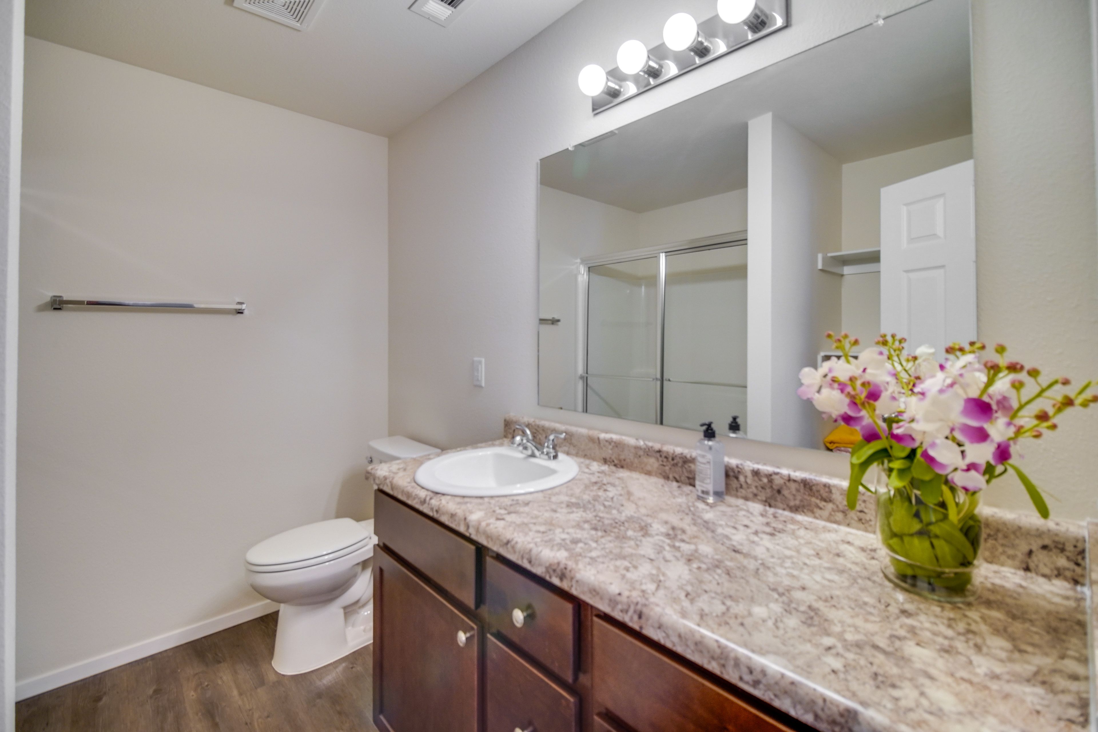 Full Bathroom | Walk-In Shower | Complimentary Toiletries | Towels Provided